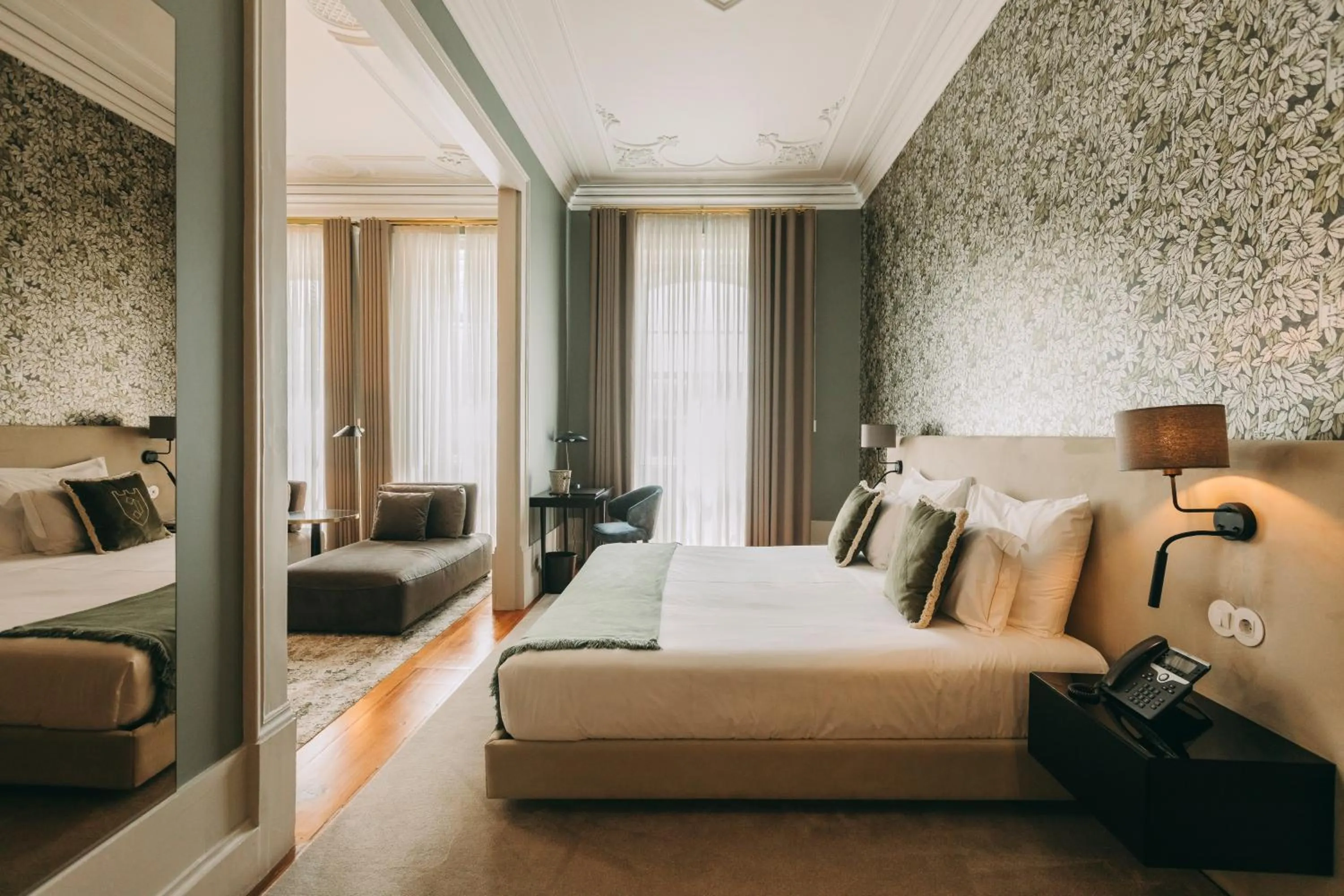 Bedroom, Bed in Torel Royal Court