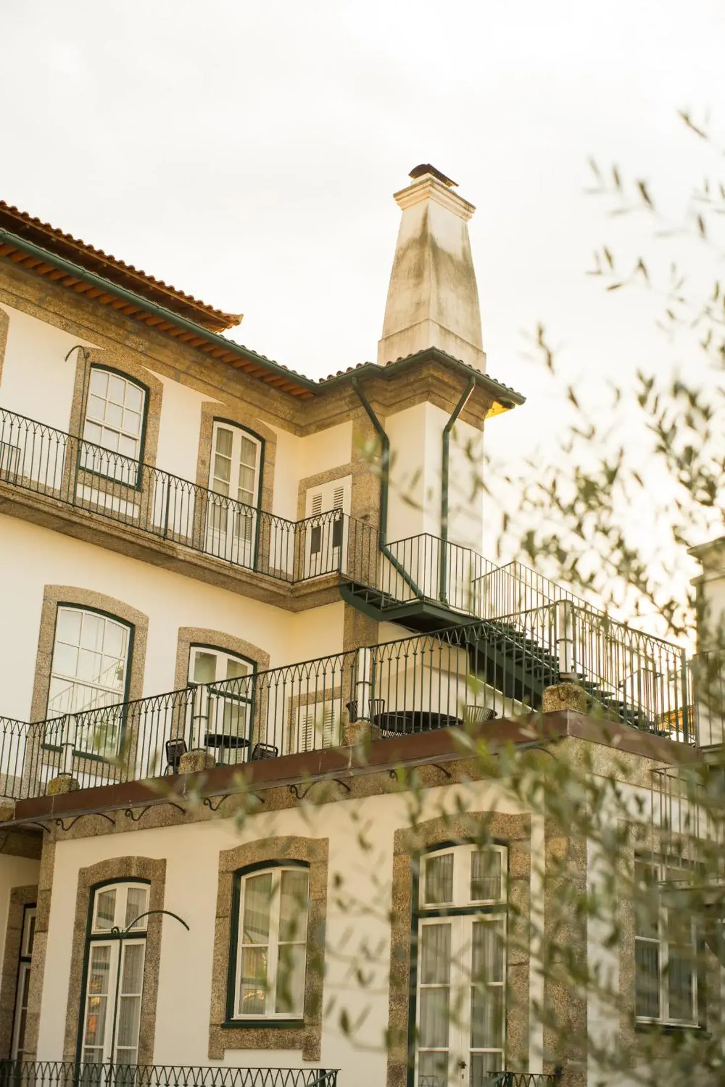 Property building in Torel Royal Court Property building in Torel Royal Court