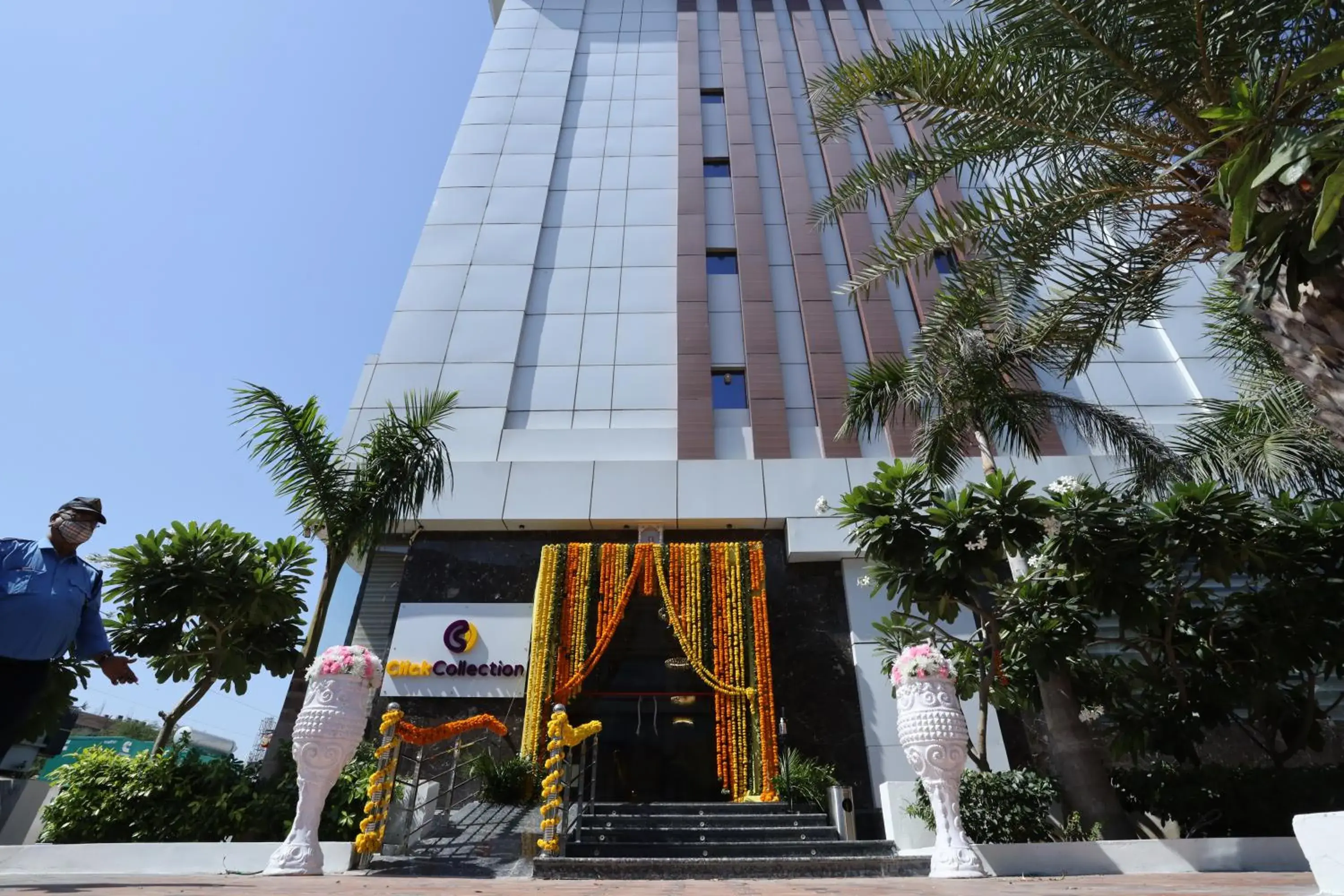 Property building in Click Collection Jaipur, Sindhi Camp Property building in Click Collection Jaipur, Sindhi Camp