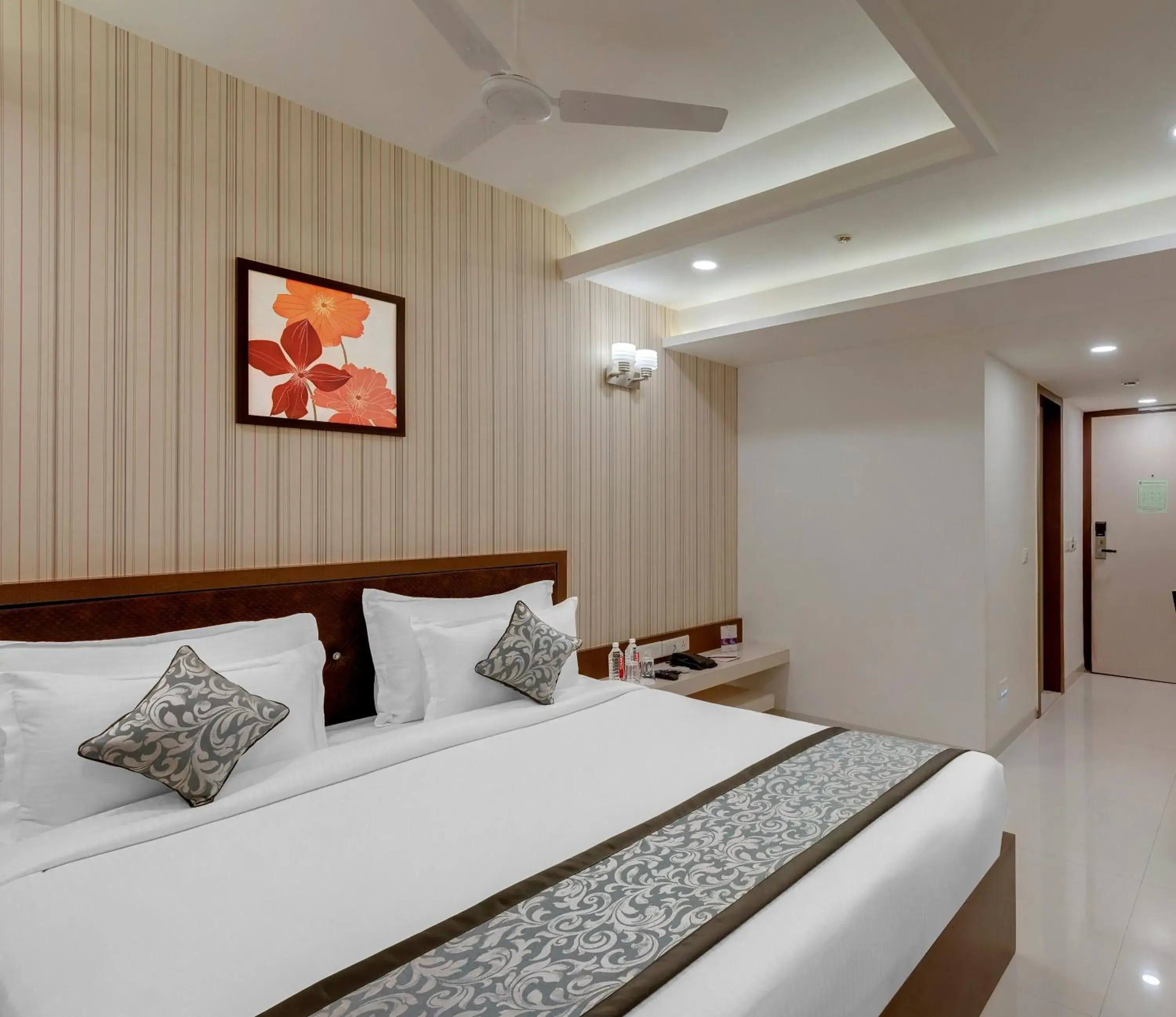 Bed in Click Collection Jaipur, Sindhi Camp Bed in Click Collection Jaipur, Sindhi Camp