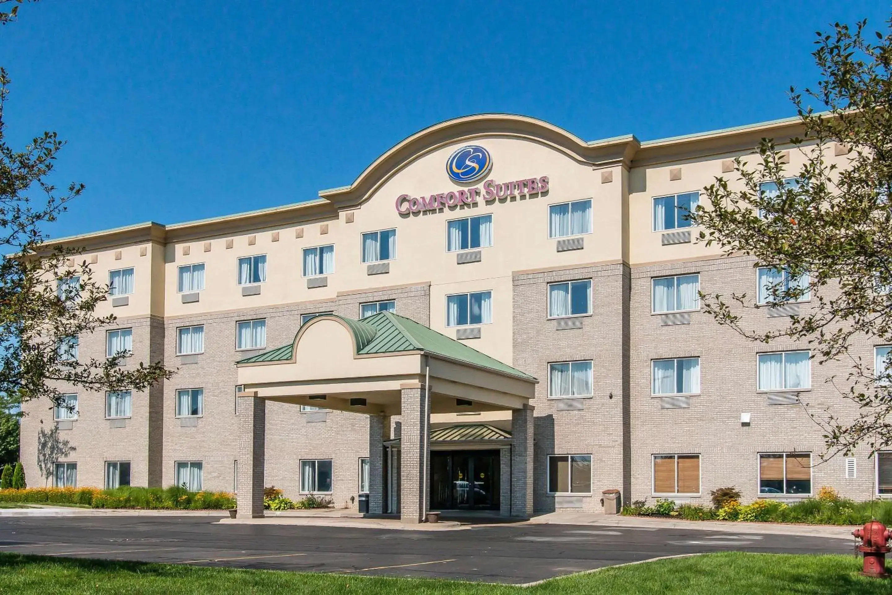 Property building in Comfort Suites Wixom - Novi Property building in Comfort Suites Wixom - Novi