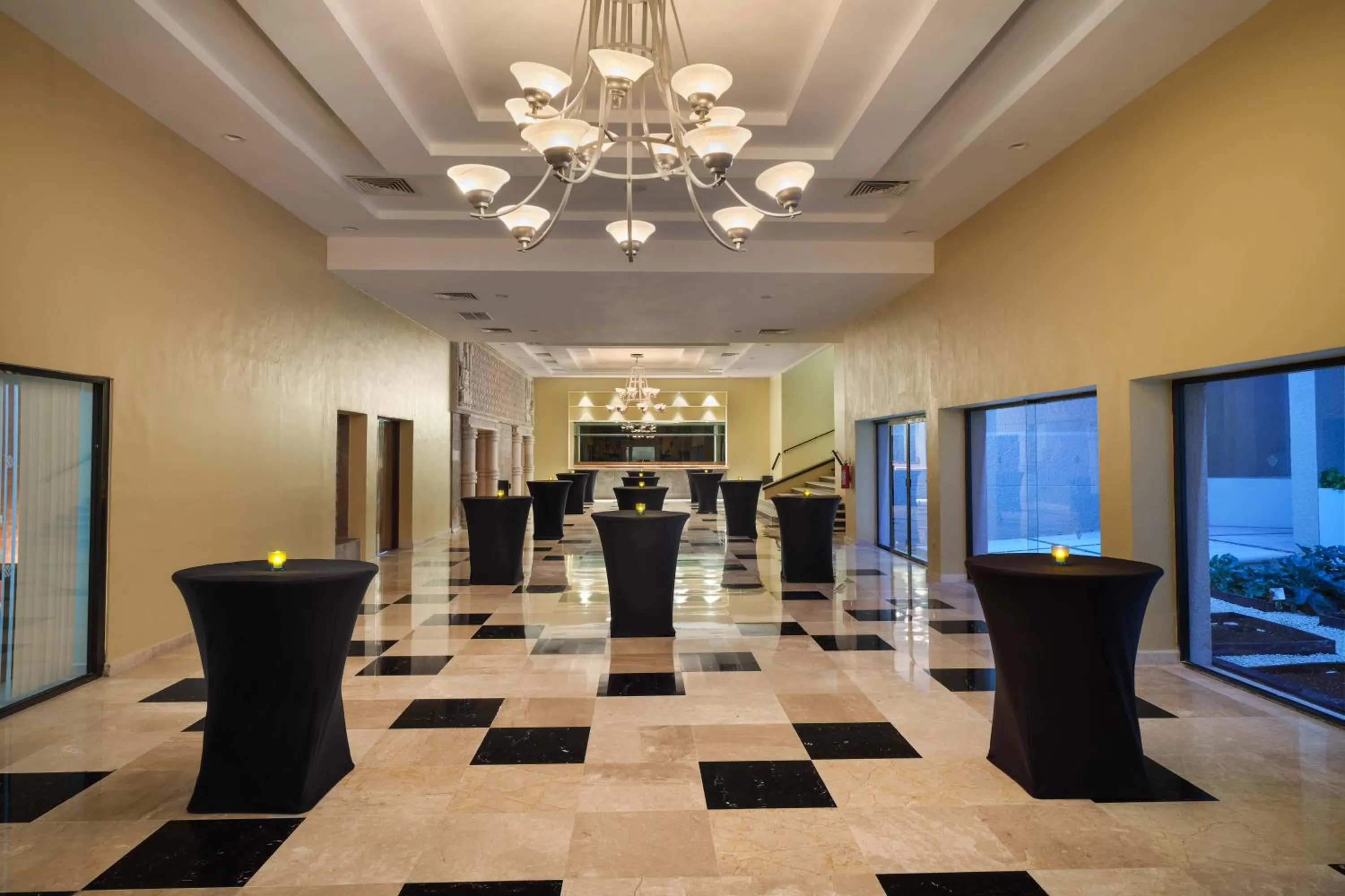 Meeting/conference room in Wyndham Grand Cancun All Inclusive Resort & Villas