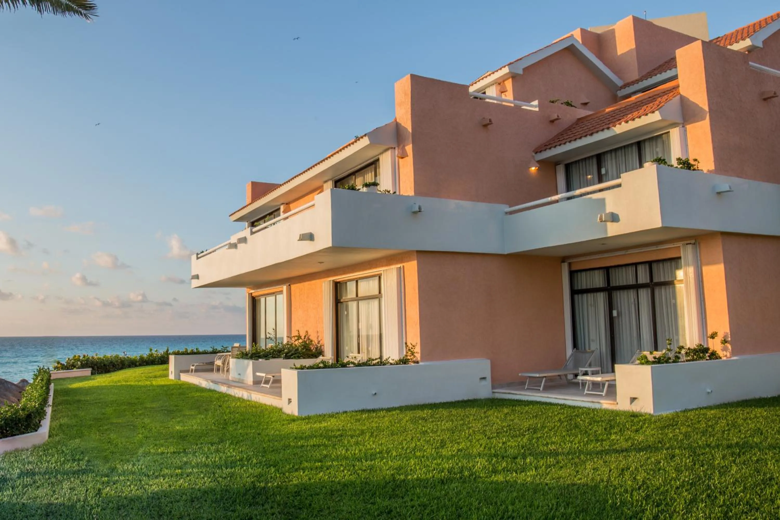 Photo of the whole room in Wyndham Grand Cancun All Inclusive Resort & Villas
