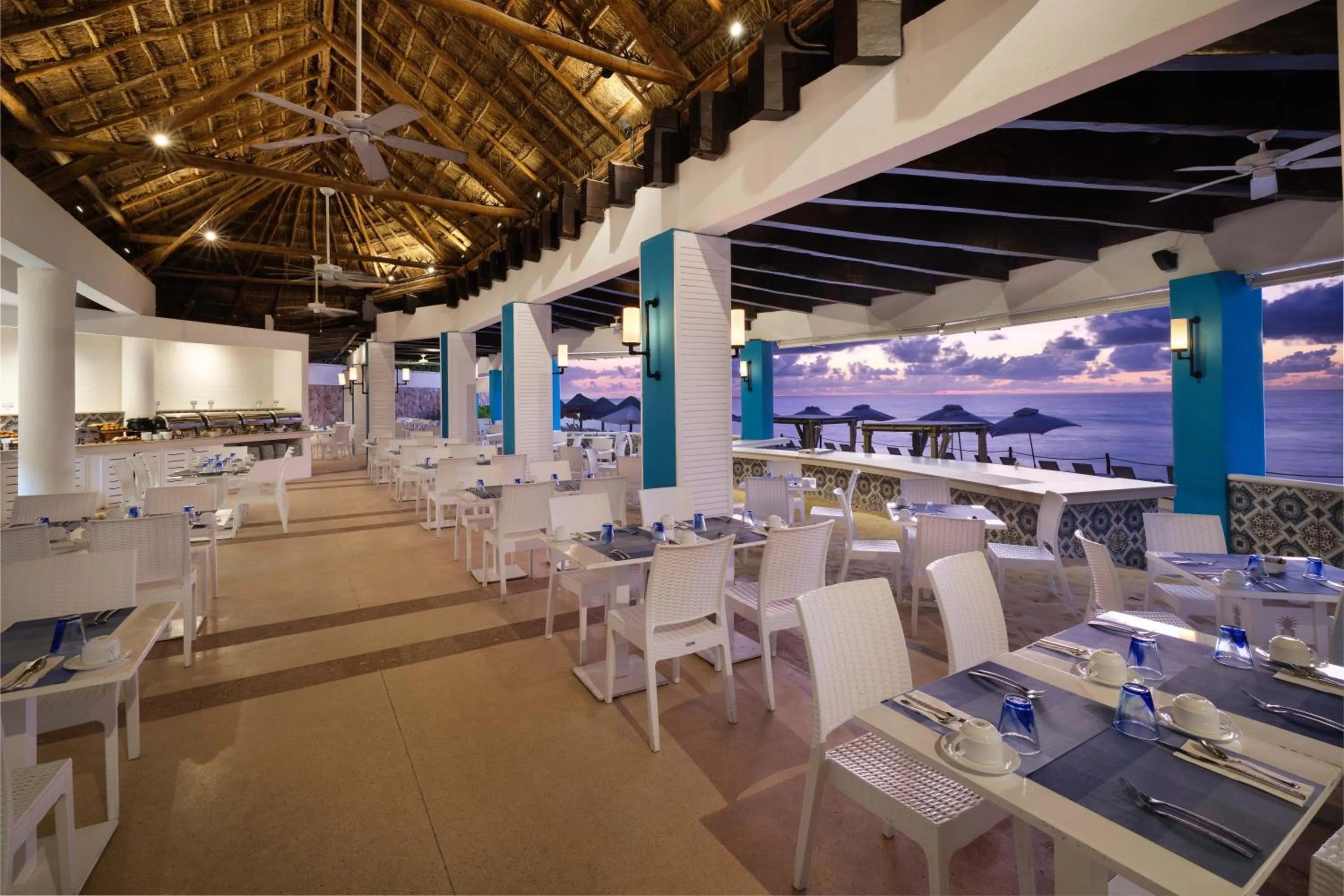 Restaurant/places to eat in Wyndham Grand Cancun All Inclusive Resort & Villas