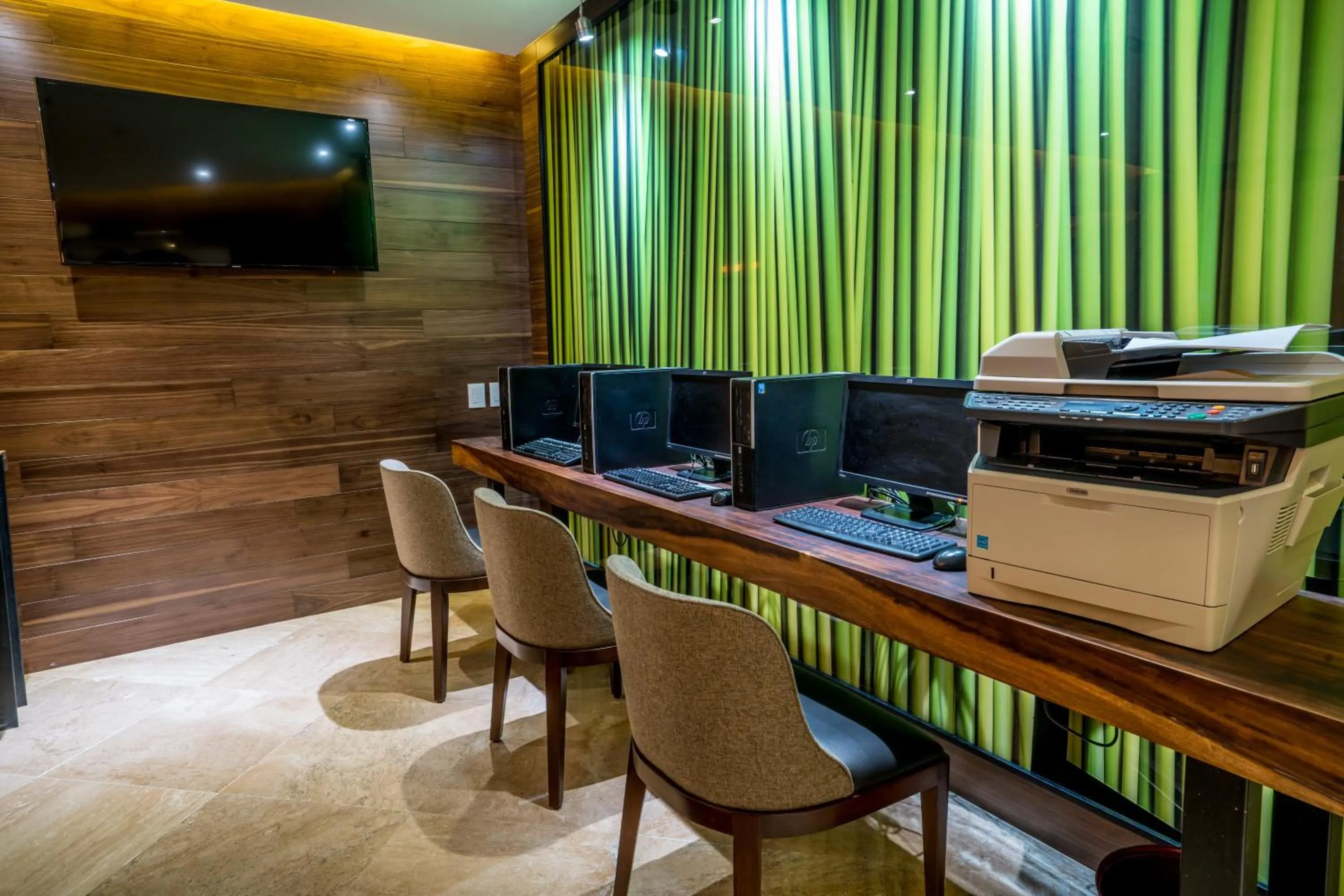 Seating area in Wyndham Grand Cancun All Inclusive Resort & Villas