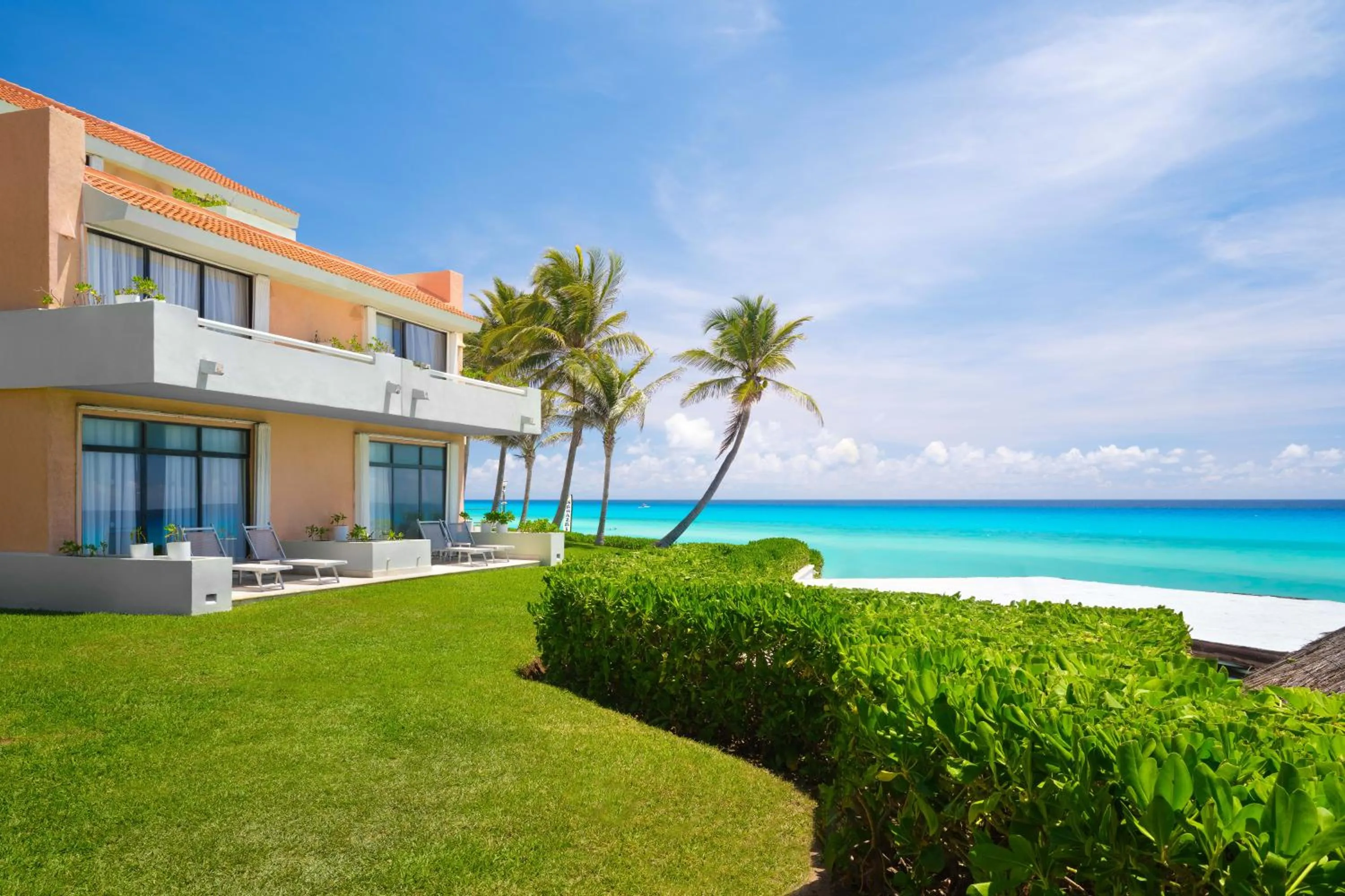 Sea view in Wyndham Grand Cancun All Inclusive Resort & Villas