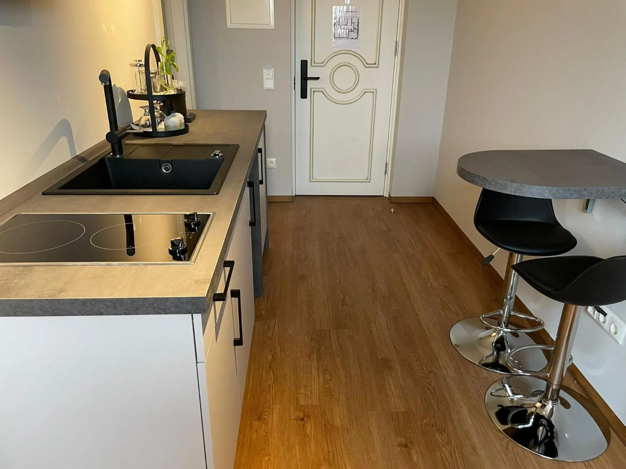 Kitchen or kitchenette in The Kepos Hotel Erlangen