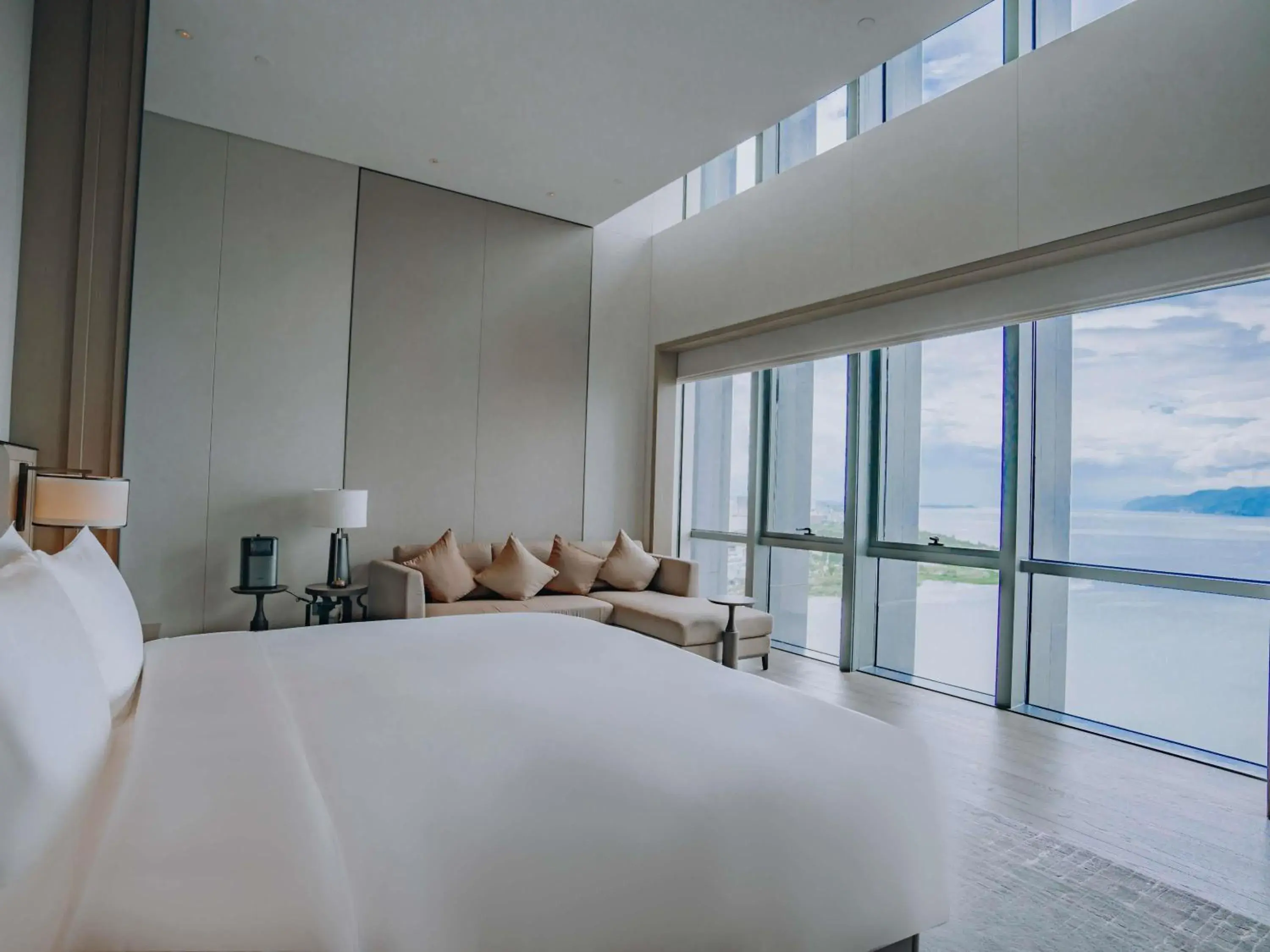 Bedroom, Bed in Pullman Dali Bedroom, Bed in Pullman Dali