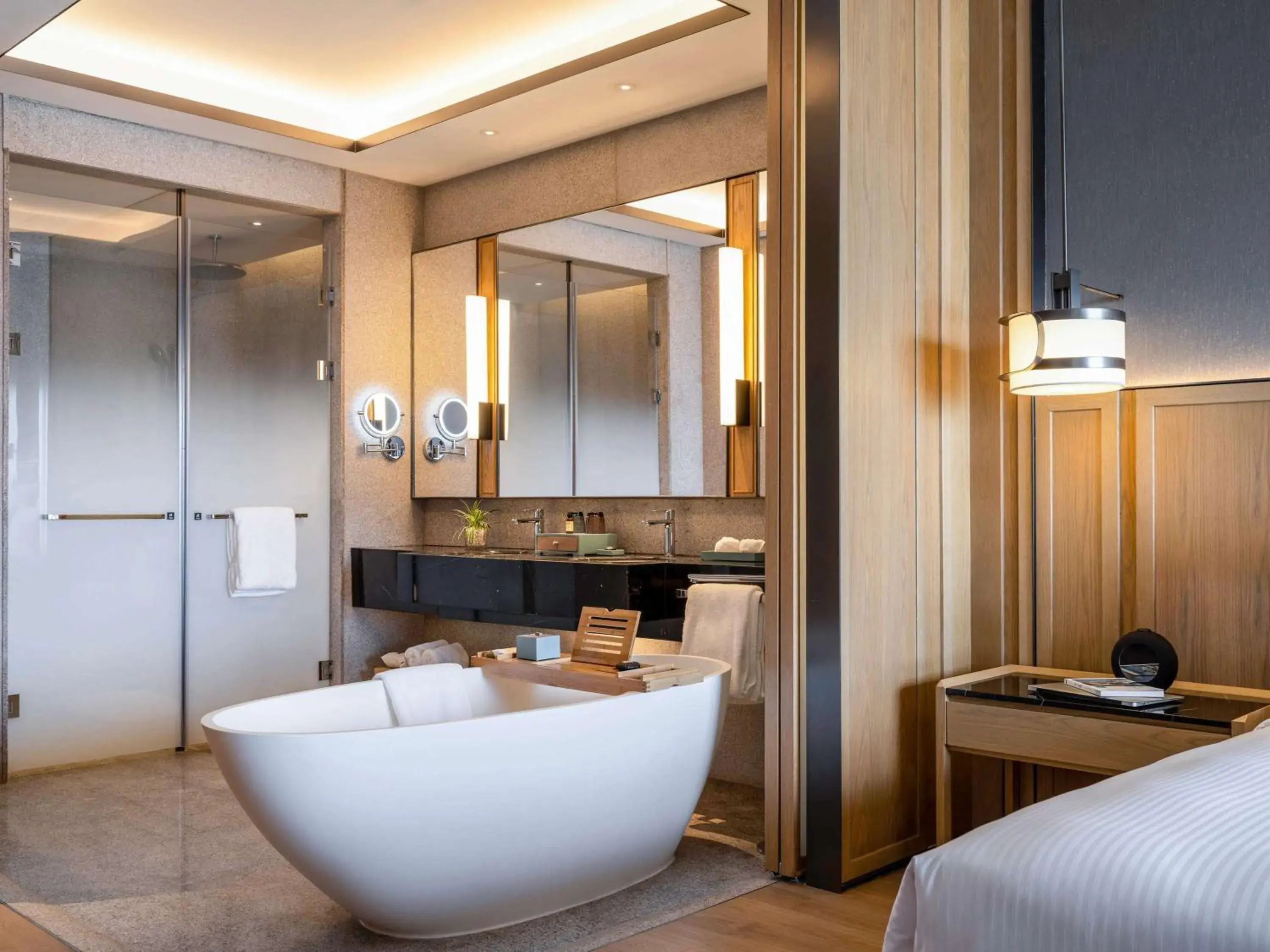 Bathroom in Pullman Dali Bathroom in Pullman Dali