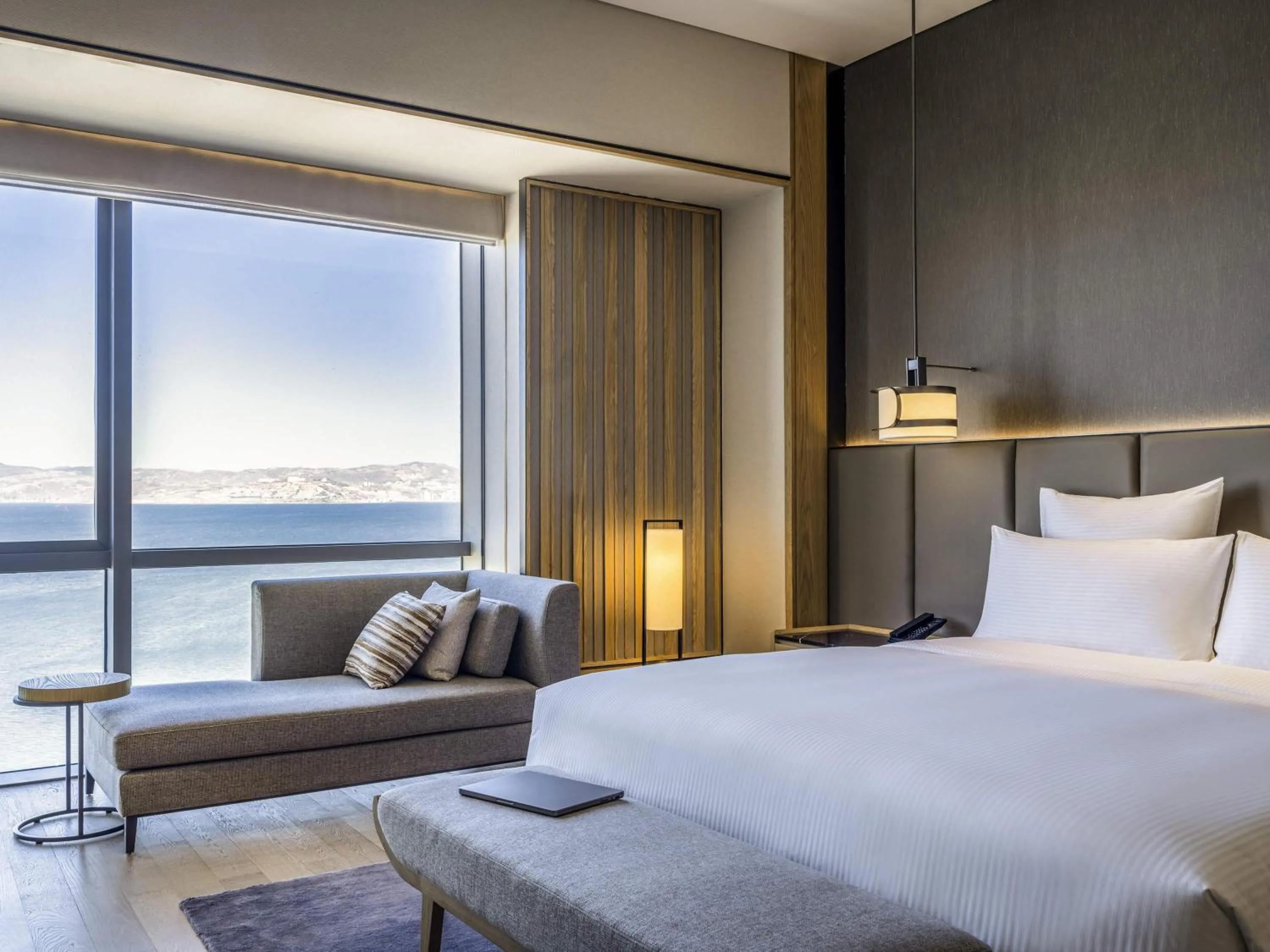 Bedroom, Bed in Pullman Dali