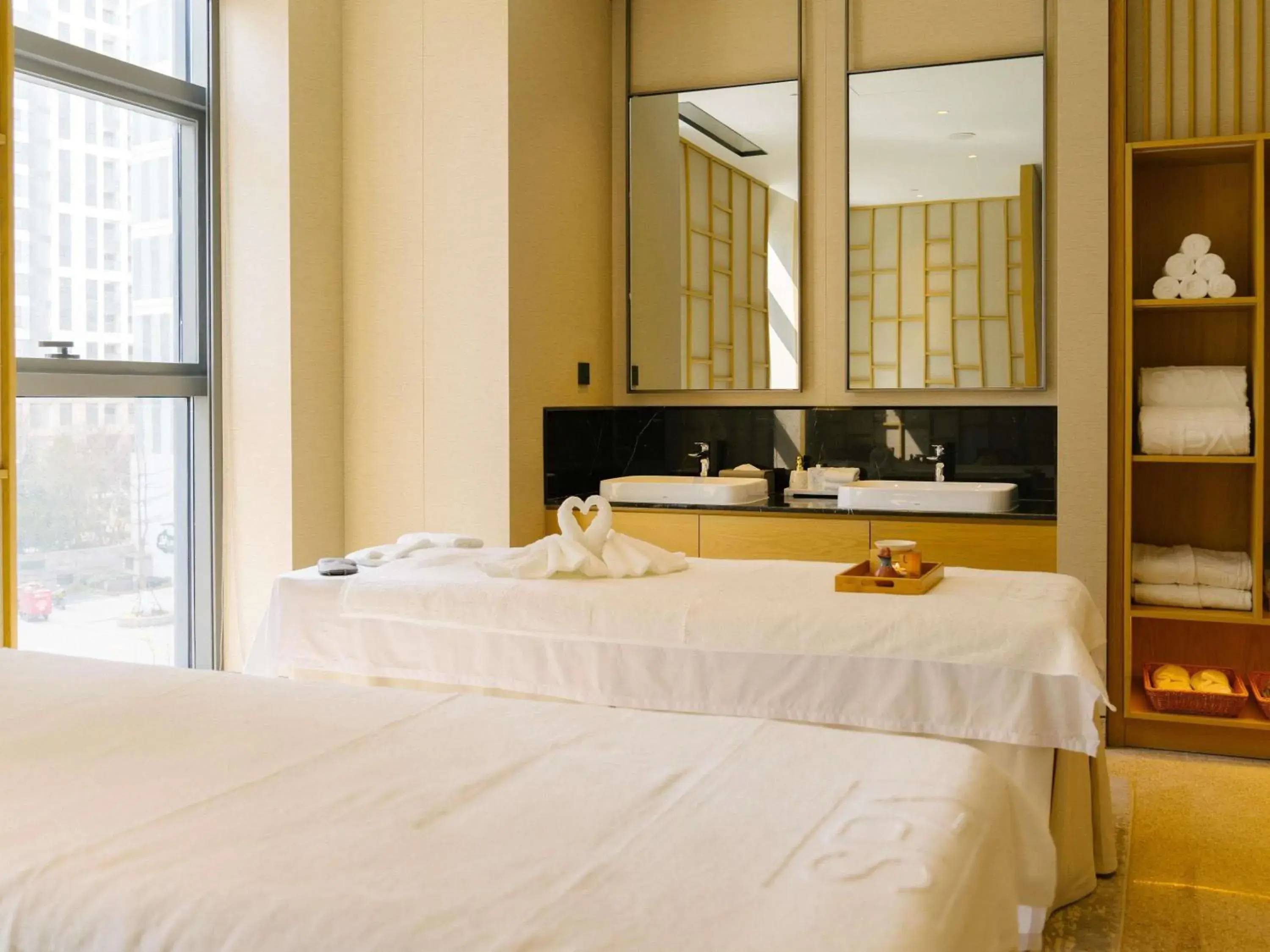 Spa and wellness centre/facilities, Bed in Pullman Dali Spa and wellness centre/facilities, Bed in Pullman Dali