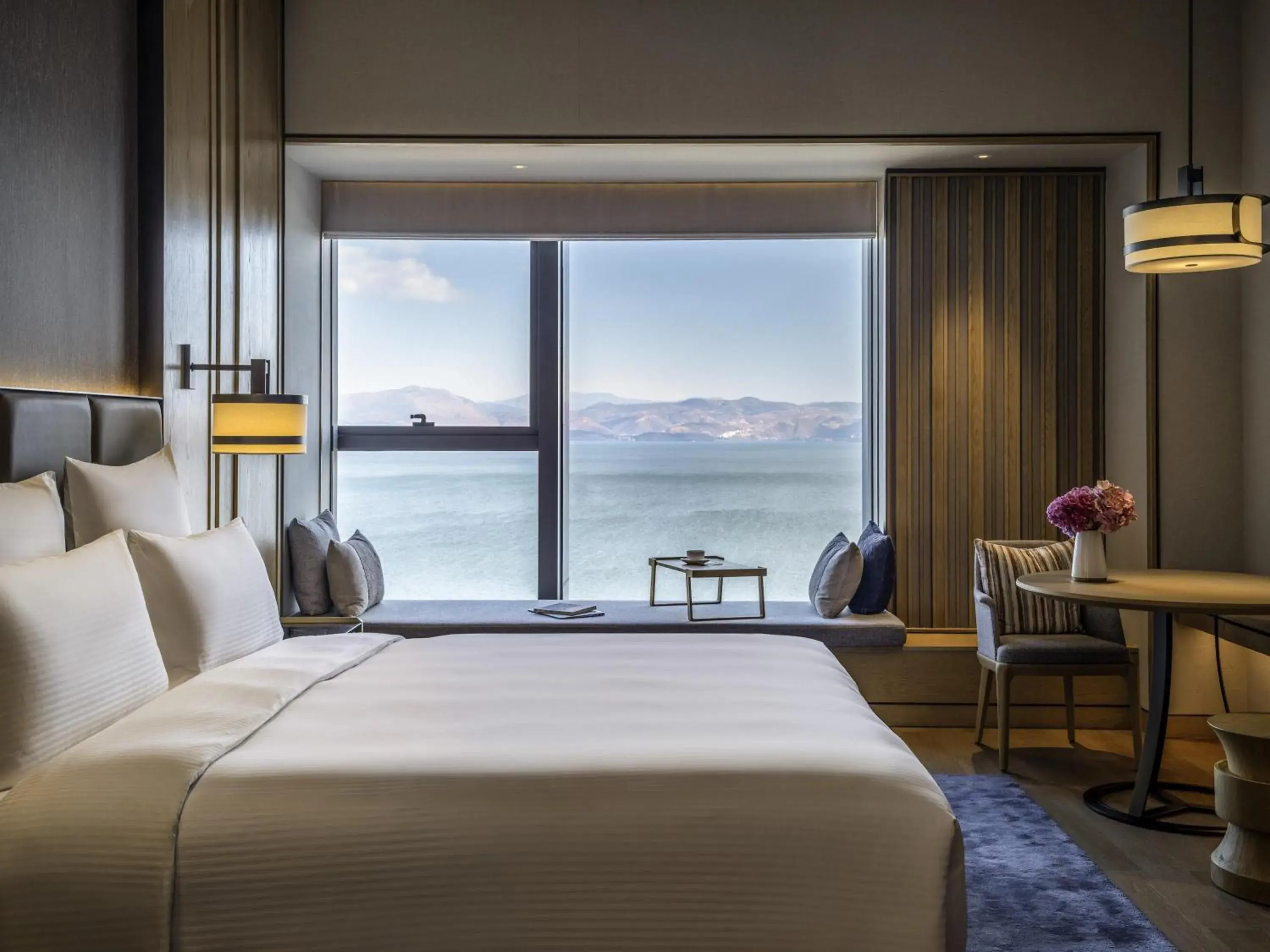 Bedroom, Bed in Pullman Dali Bedroom, Bed in Pullman Dali