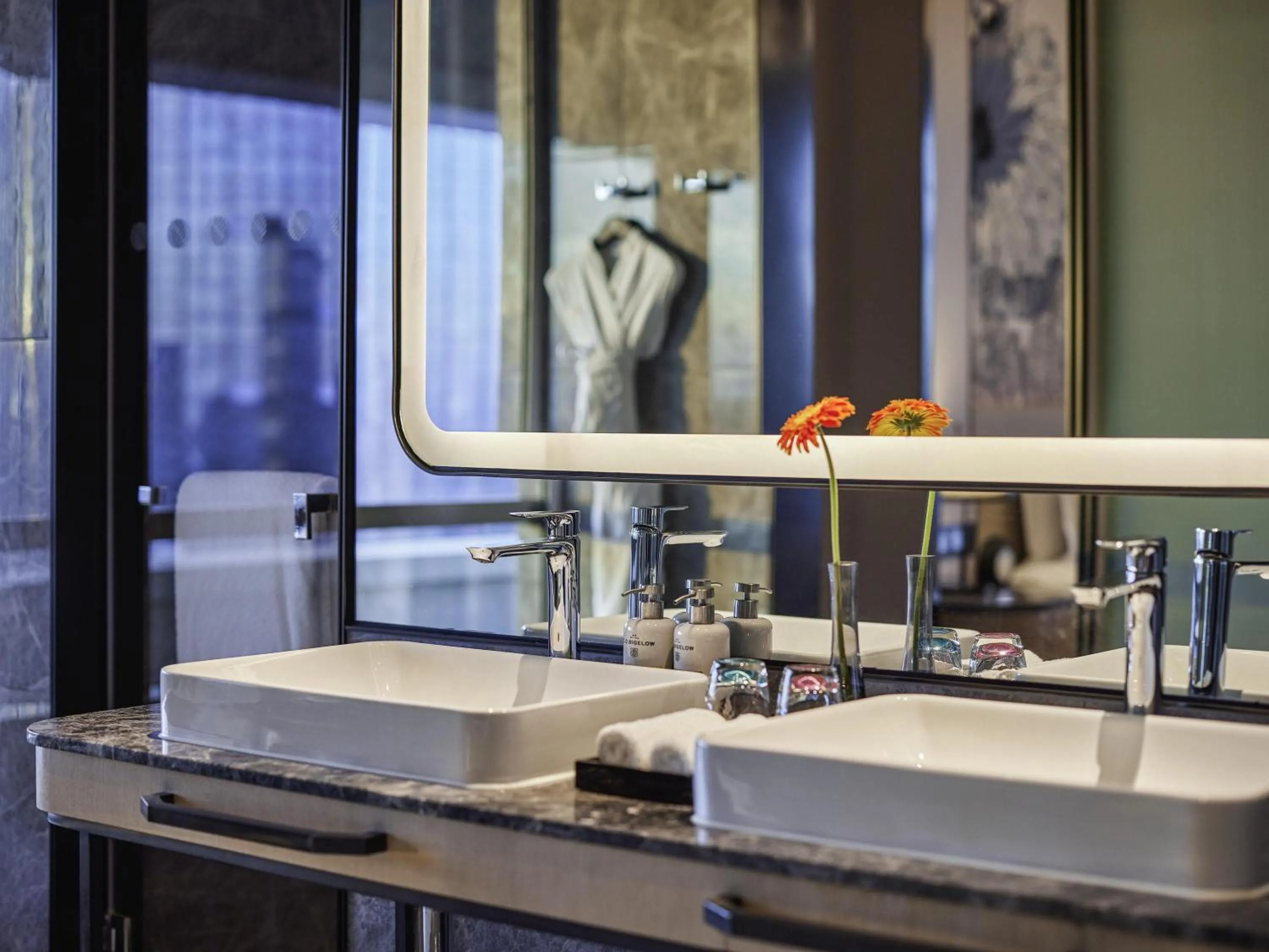 Bedroom in Pullman Suzhou Taicang