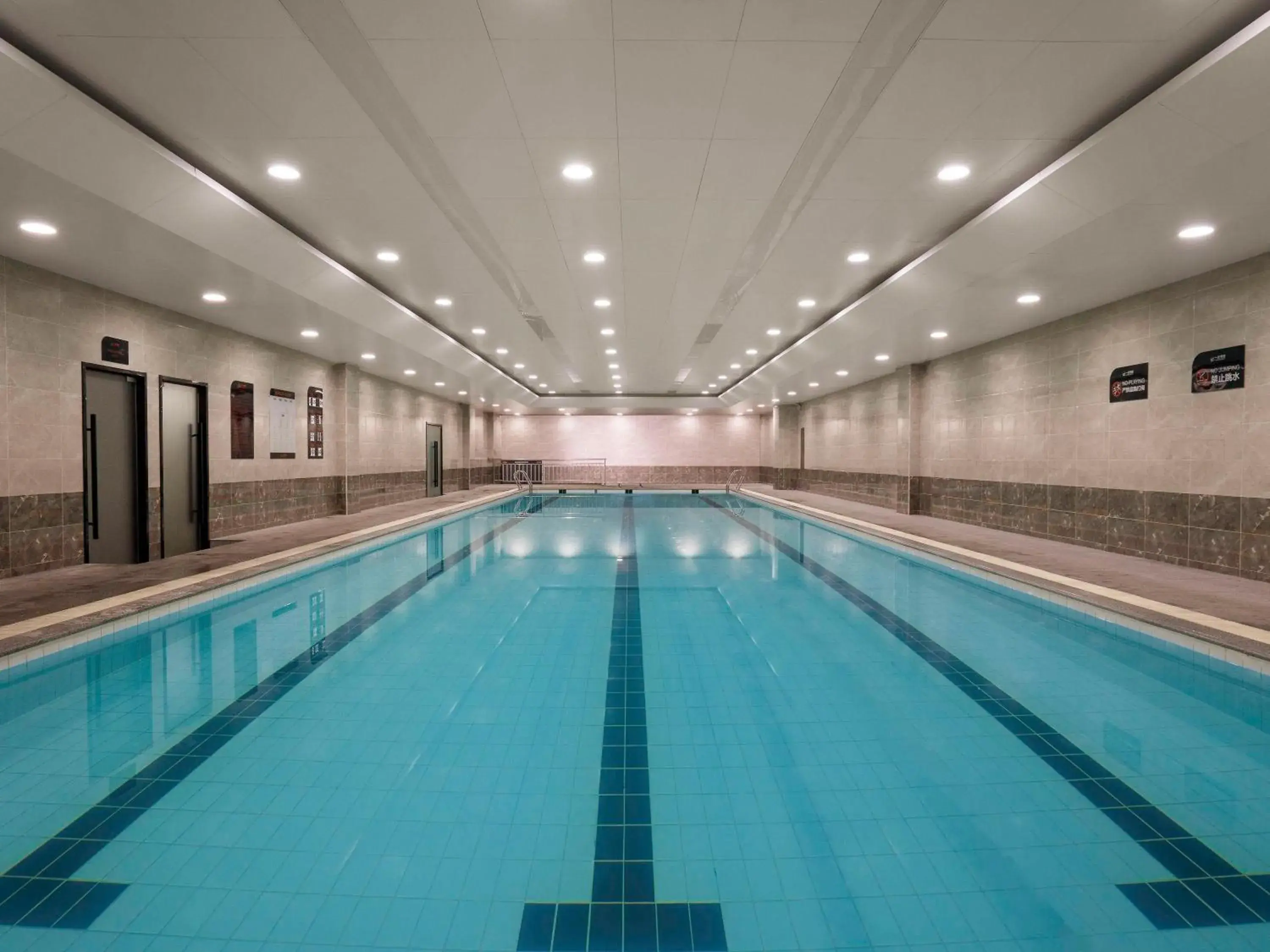 Fitness centre/facilities, Swimming Pool in Novotel Shanghai Hongqiao Exhibition Center