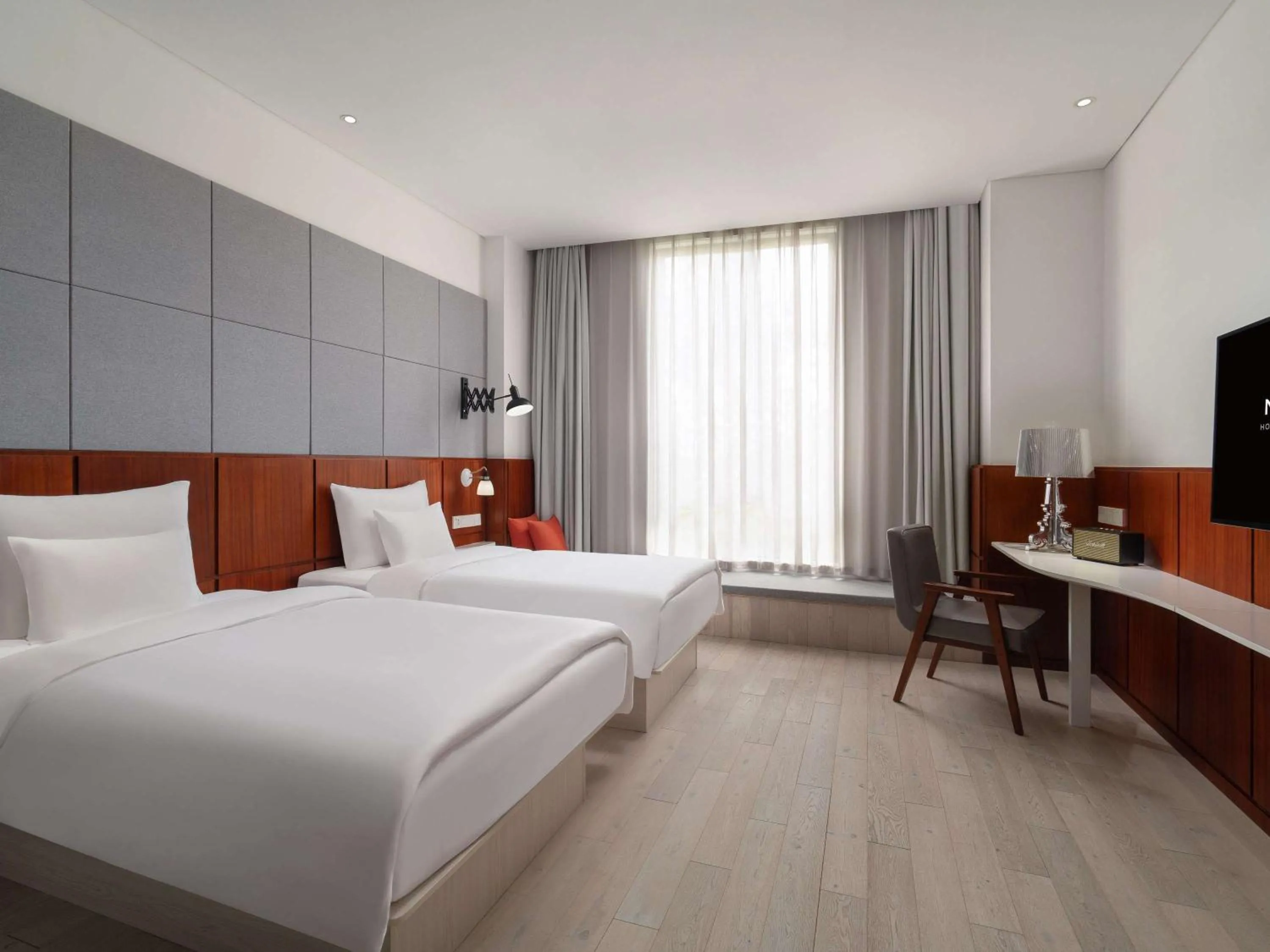 Bedroom in Novotel Shanghai Hongqiao Exhibition