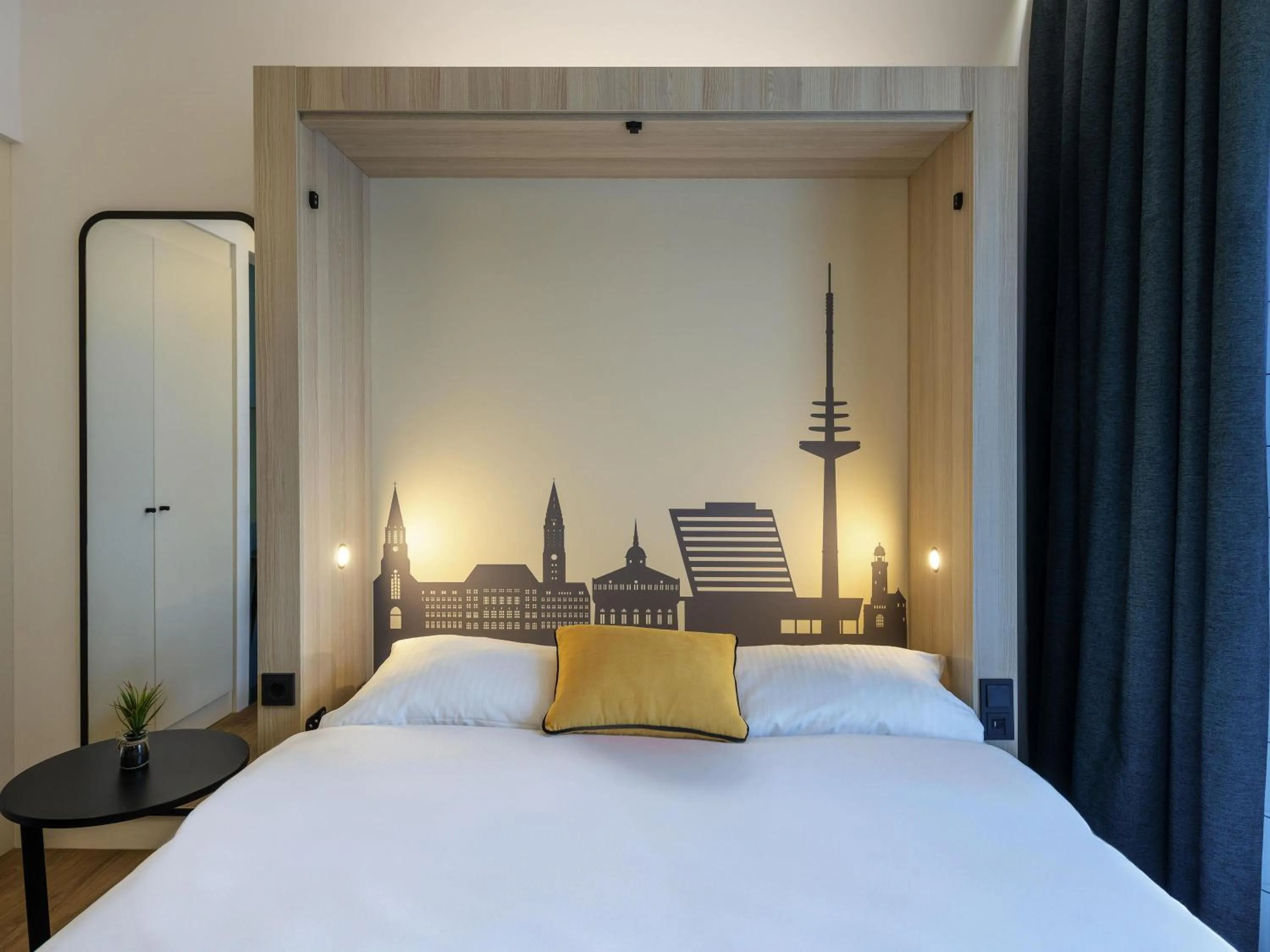 Bedroom, Bed in Aparthotel Adagio Access Kiel City