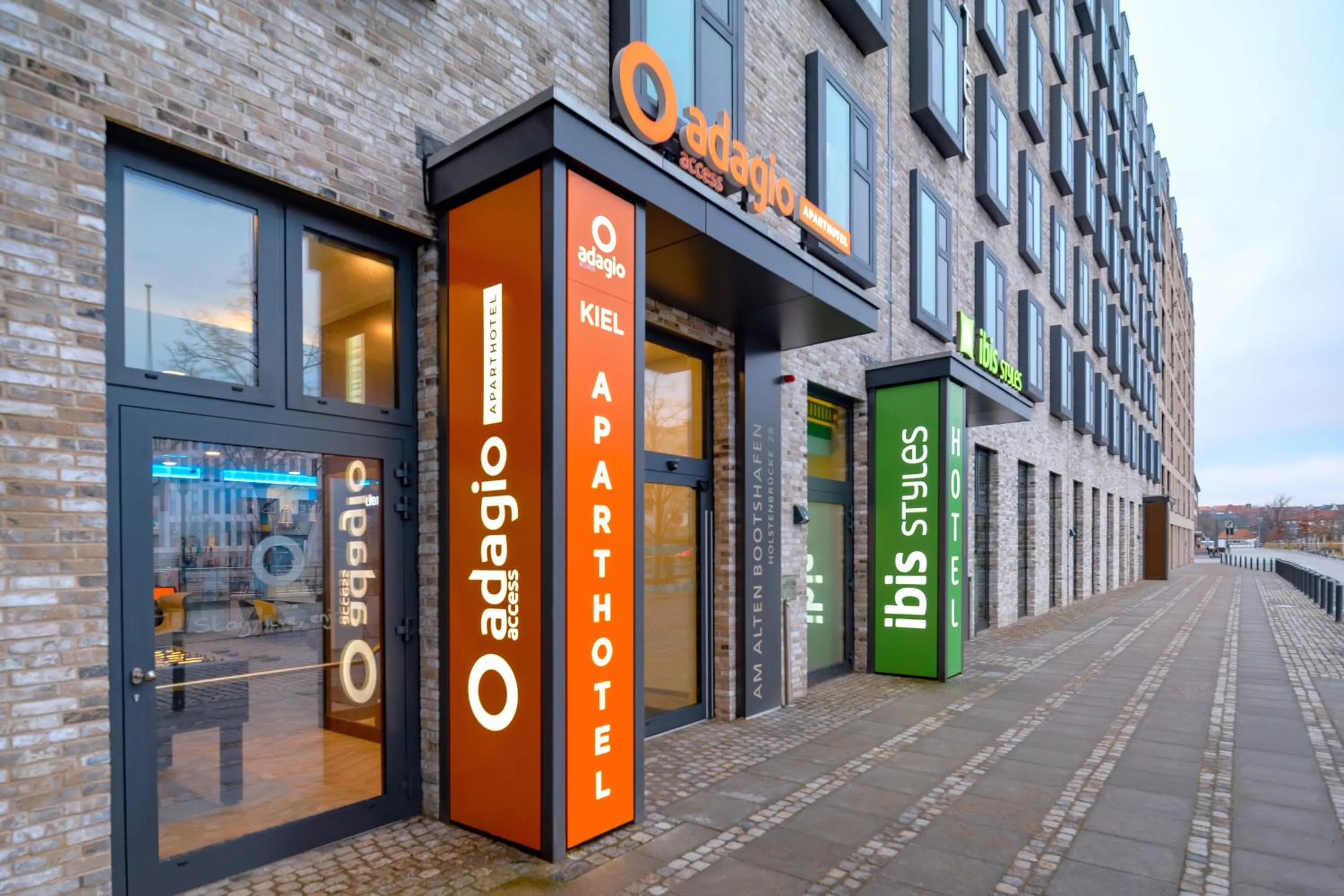 Facade/entrance in Aparthotel Adagio Access Kiel City