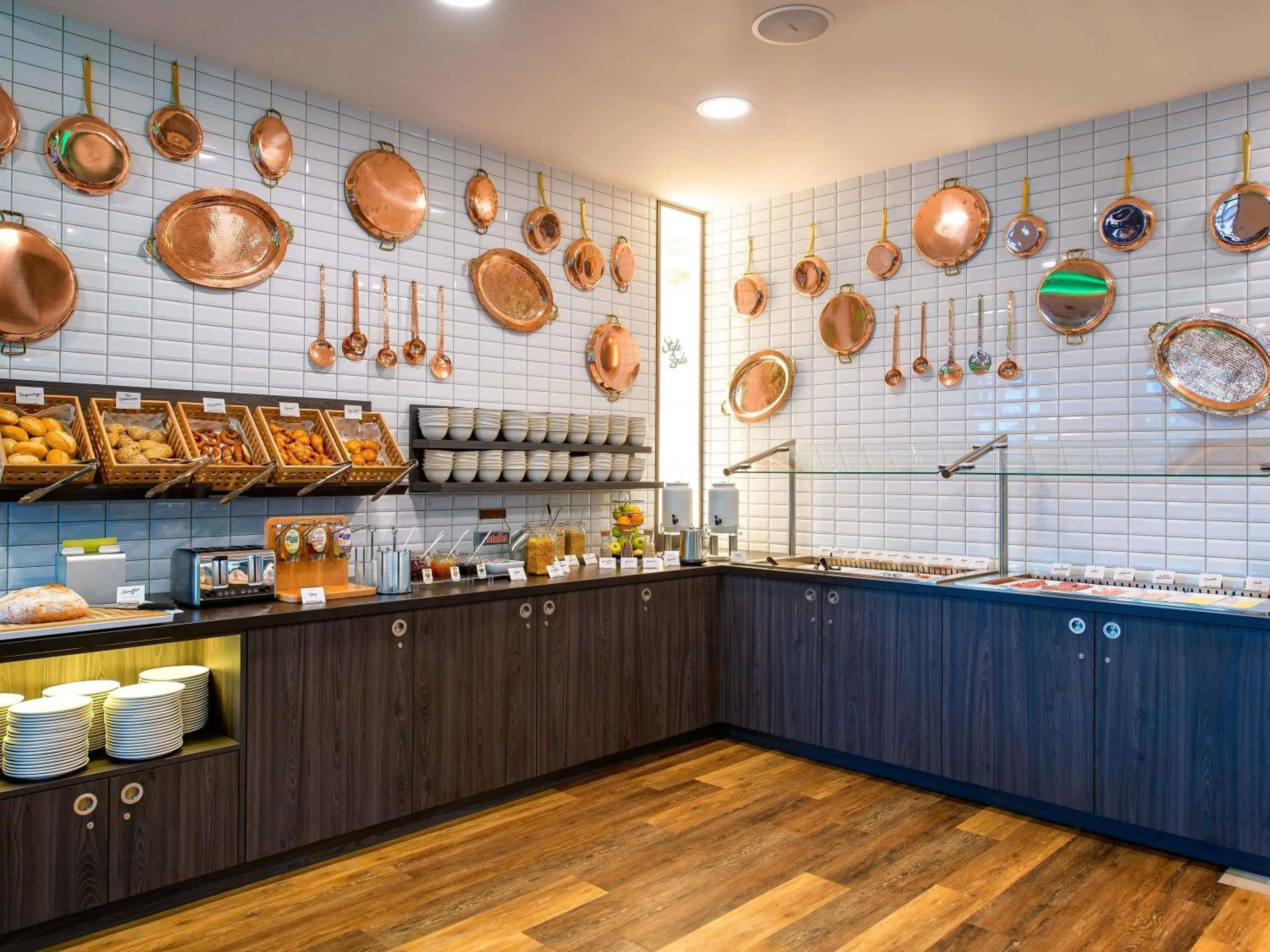 Breakfast in Aparthotel Adagio Access Kiel City