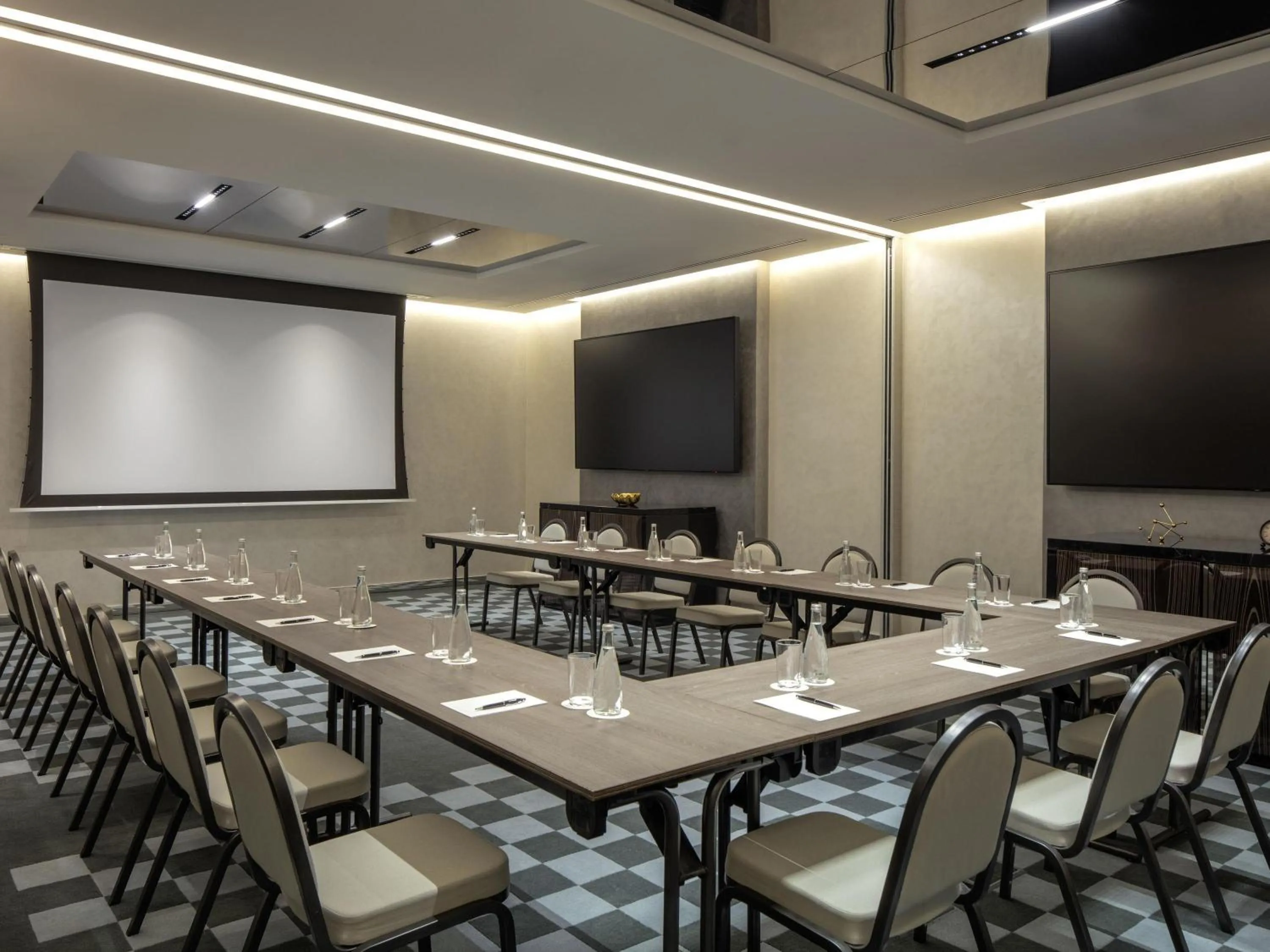 Meeting/conference room in Hyde Hotel Dubai