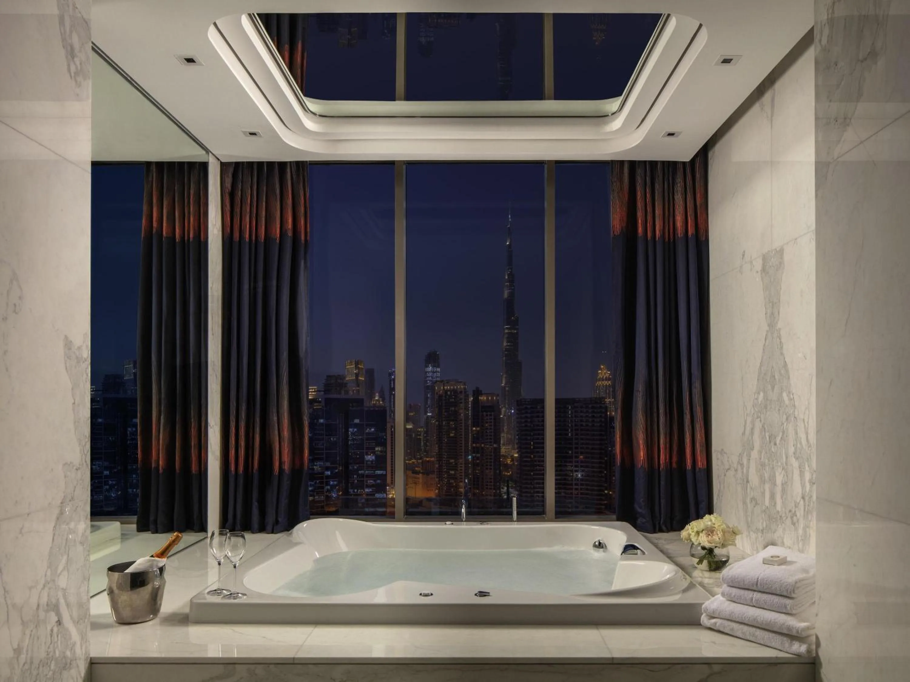 Photo of the whole room in Hyde Hotel Dubai