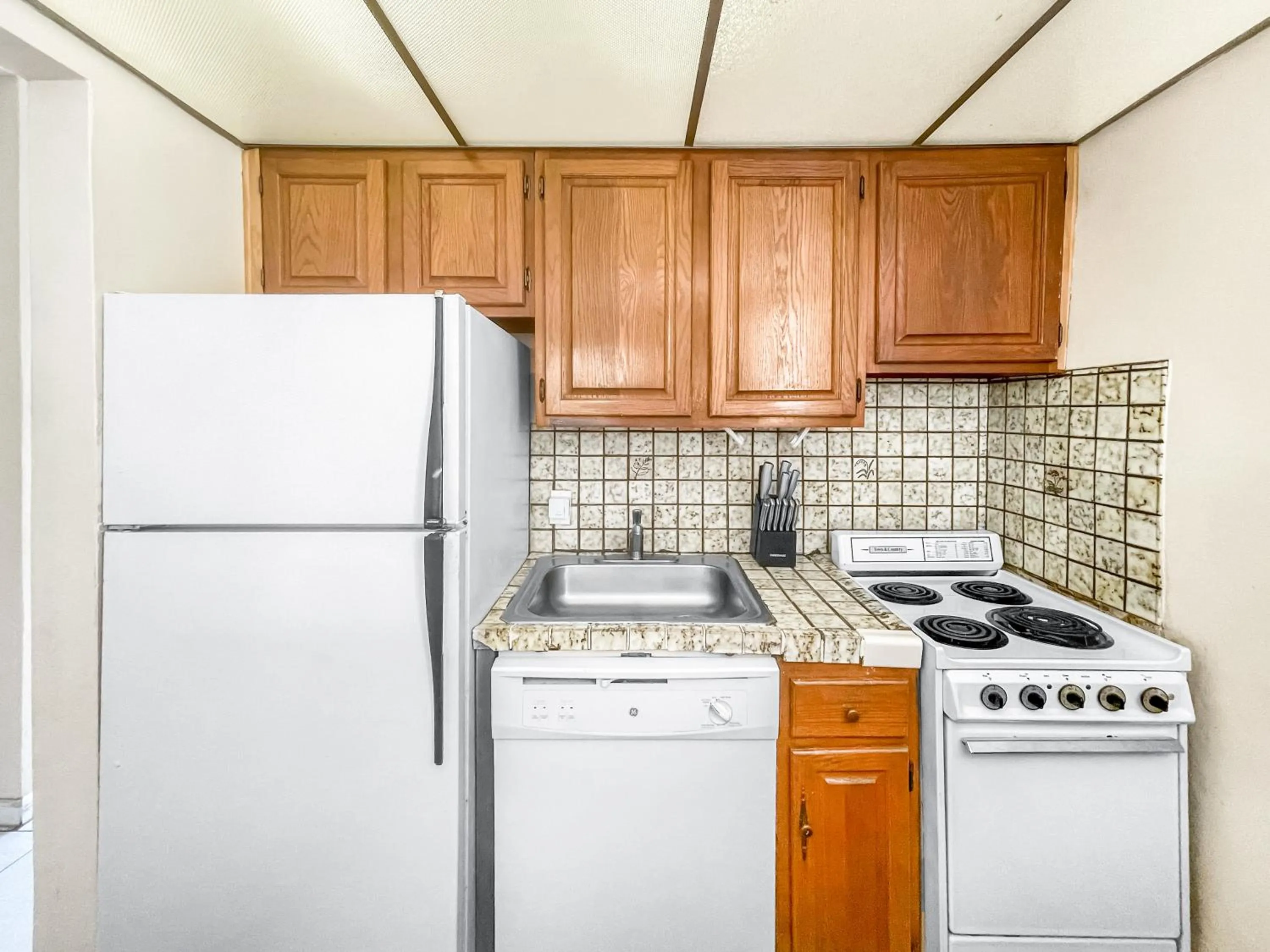 Kitchen or kitchenette in Neptune Oceanfront Rentals