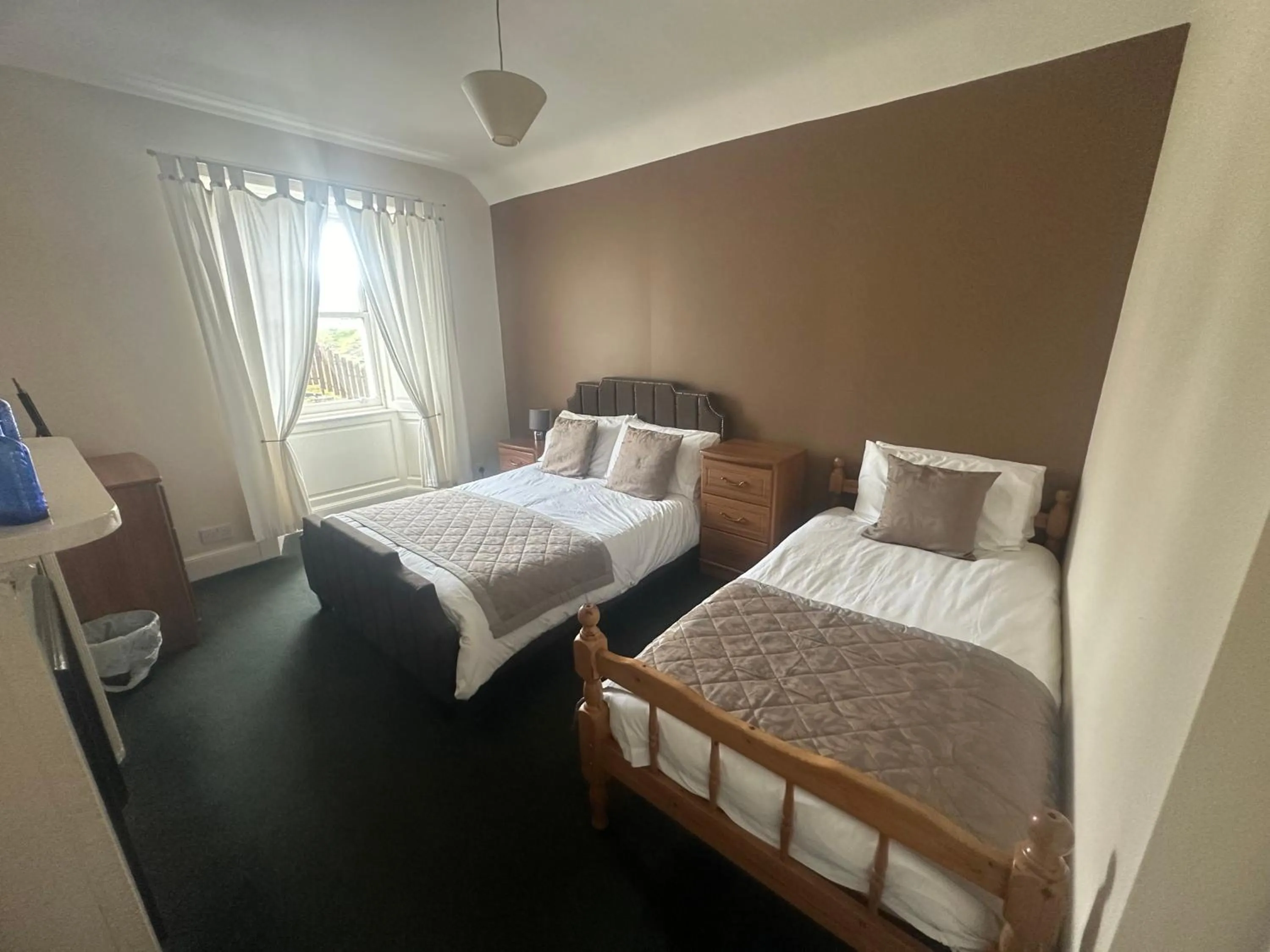 Bedroom, Bed in Belton House Holiday Home