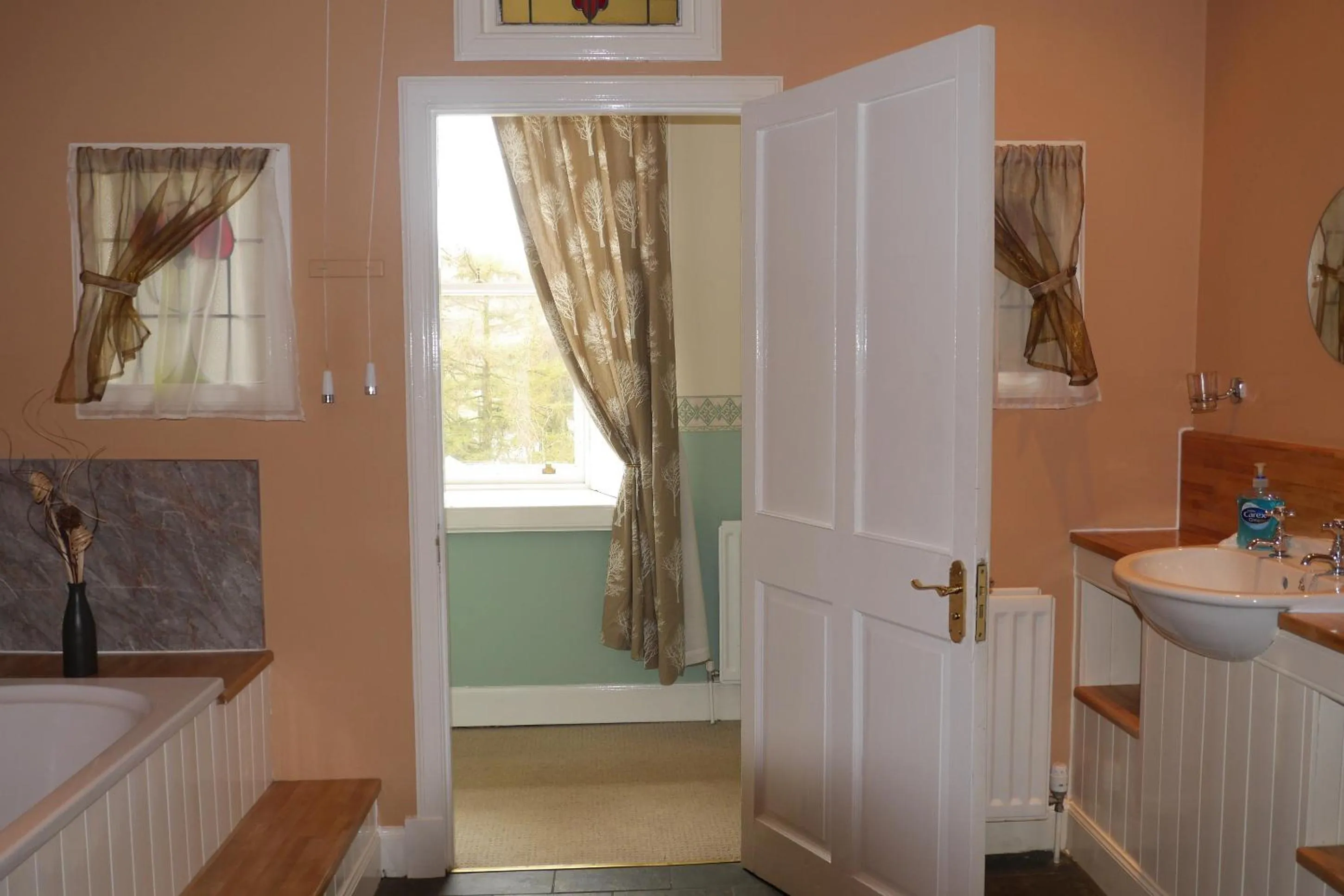 Bathroom in Belton House Holiday Home
