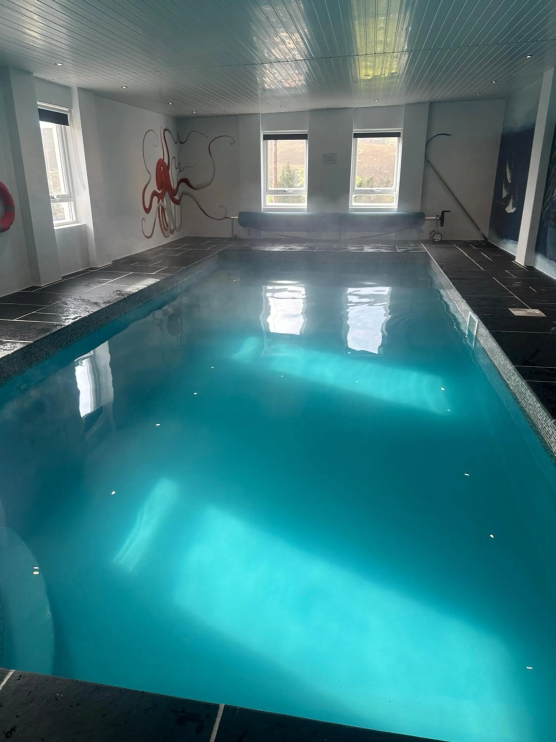 Swimming pool in Belton House Holiday Home