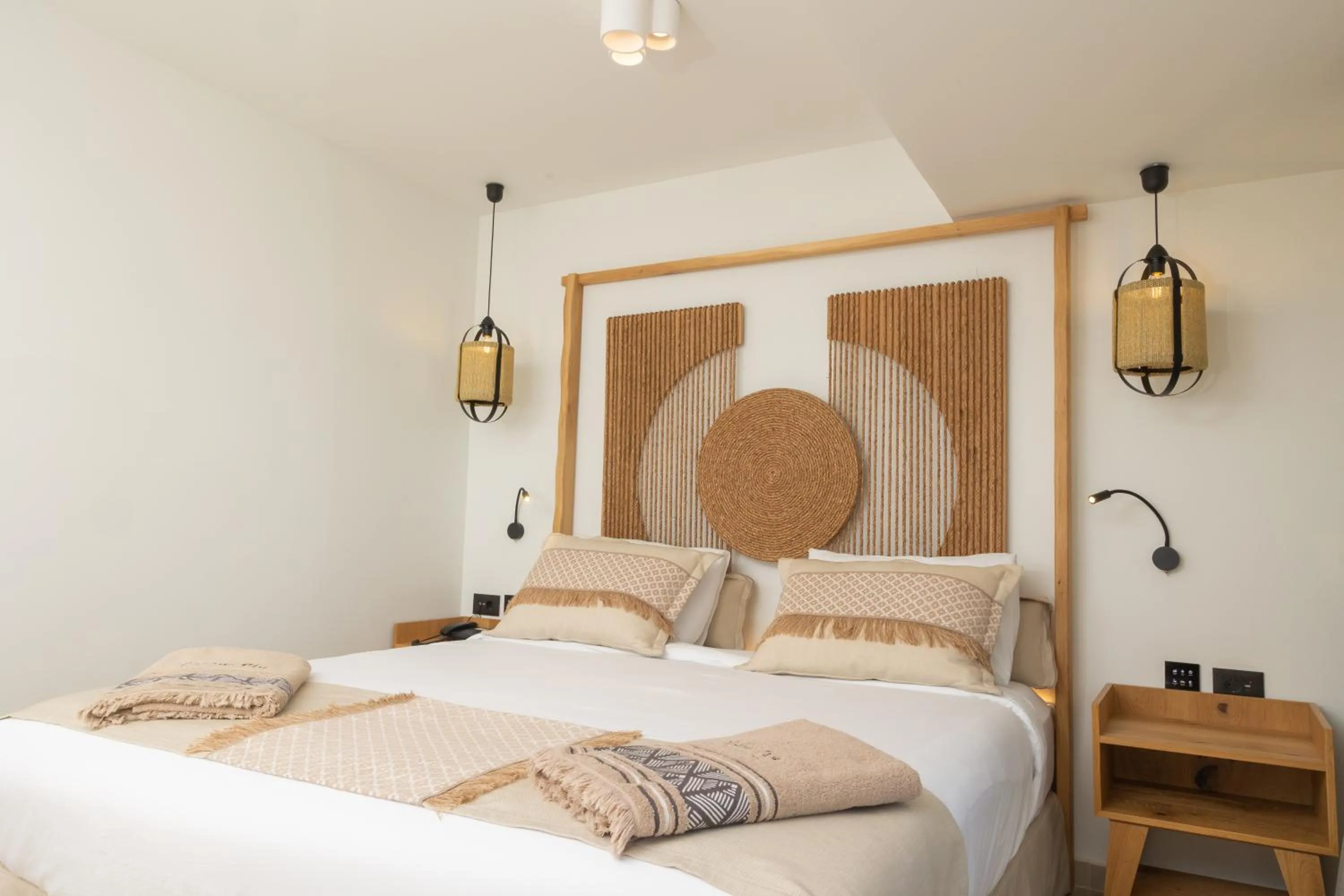 Bed in Cabana Blu Hotel & Suites