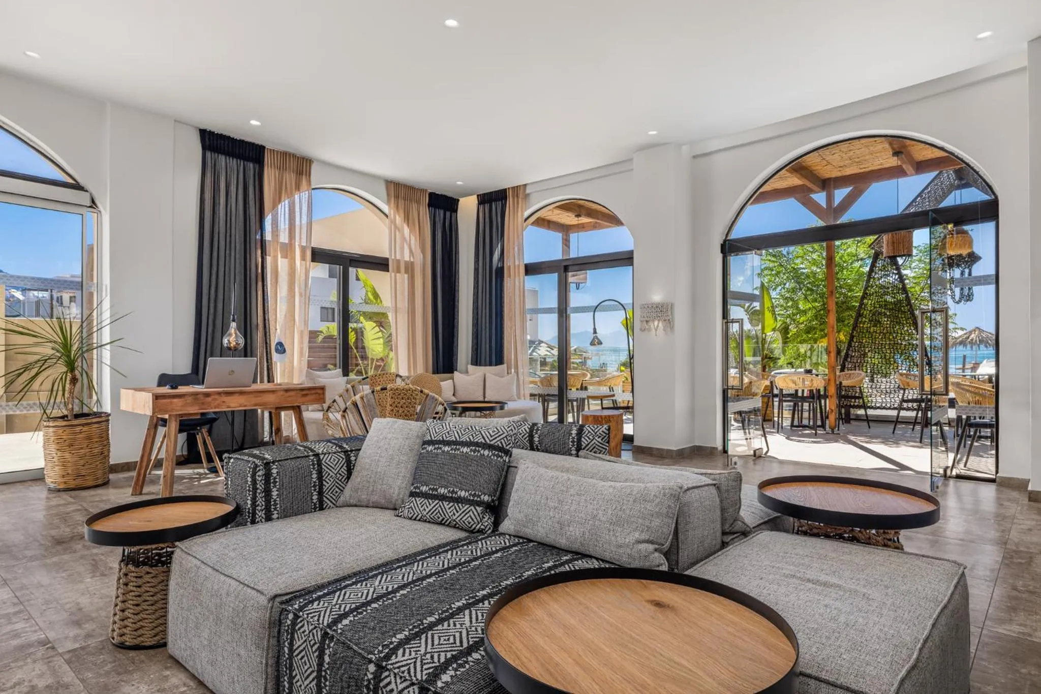 Lobby or reception in Cabana Blu Hotel & Suites