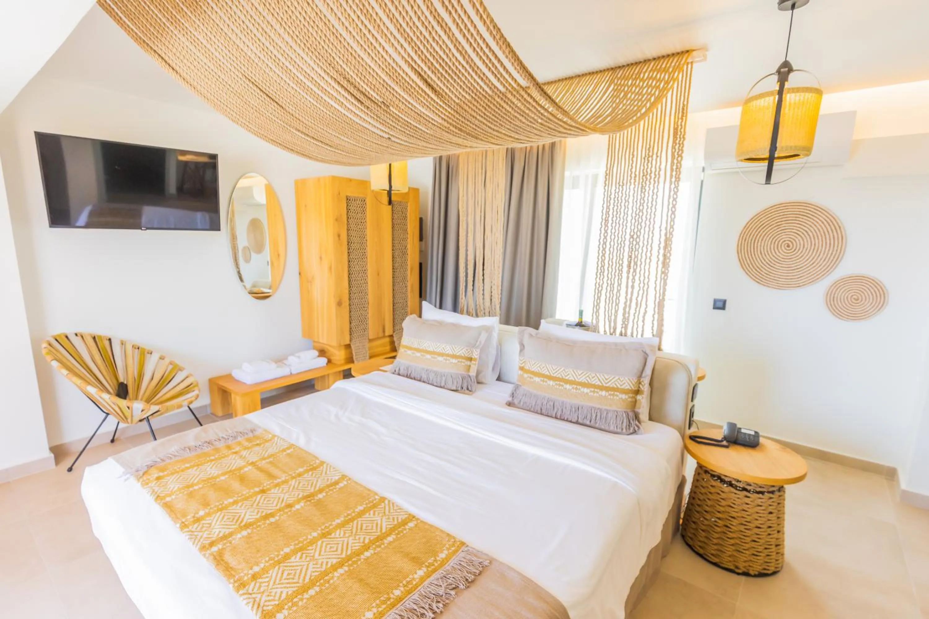 Photo of the whole room in Cabana Blu Hotel & Suites