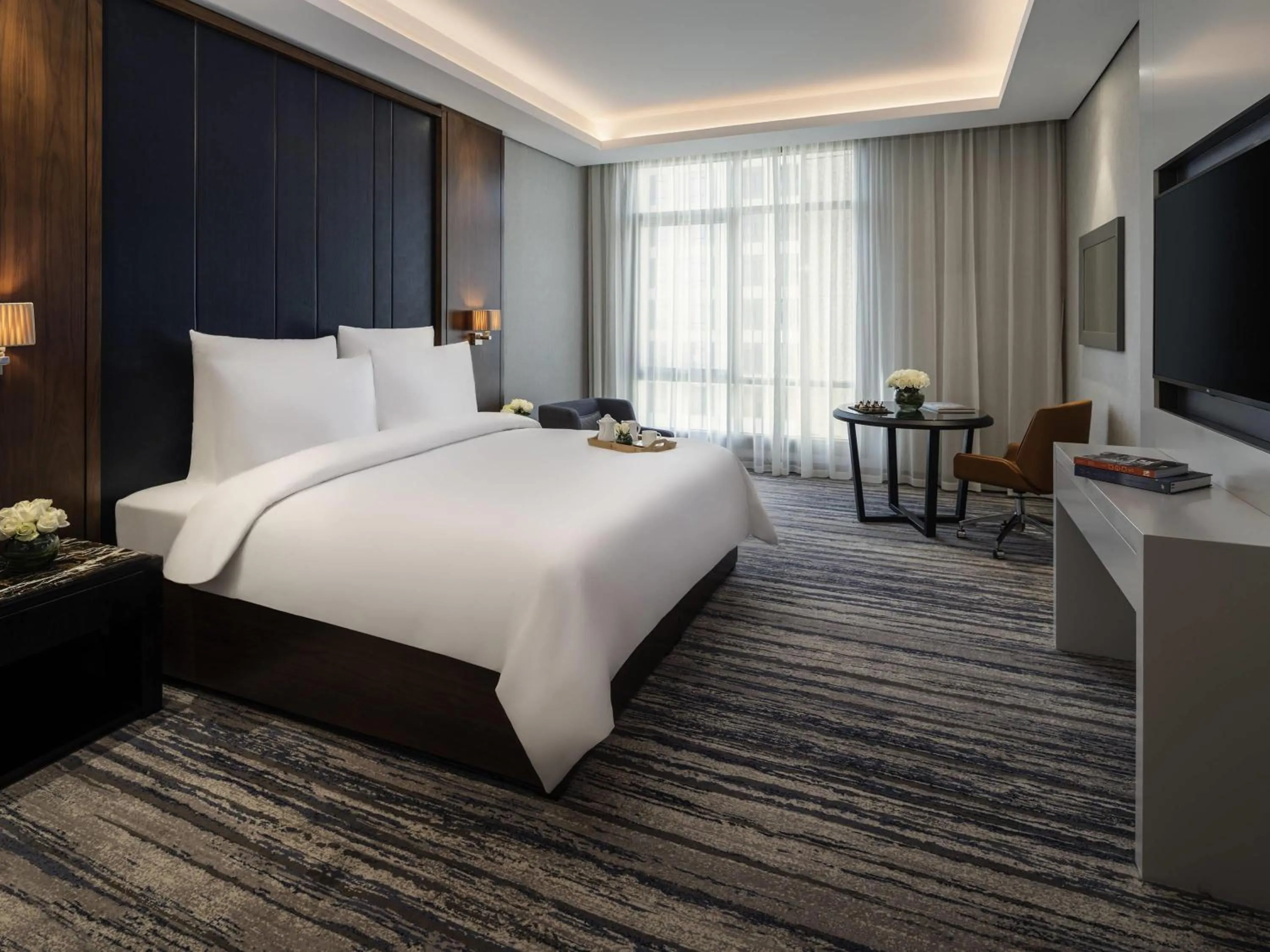Bedroom, Bed in Movenpick Hotel and Residences Riyadh