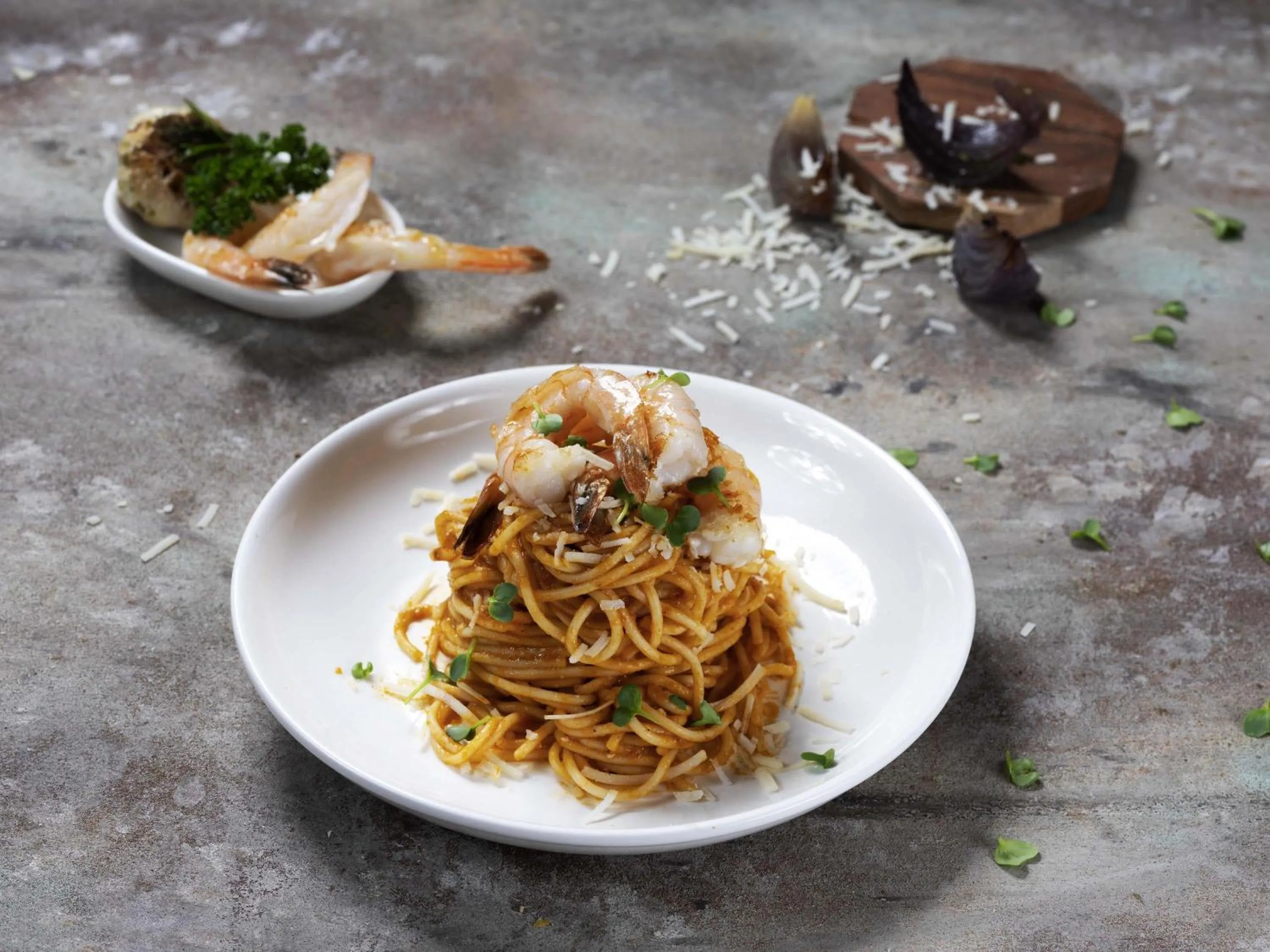 Restaurant/places to eat in Movenpick Hotel and Residences Riyadh