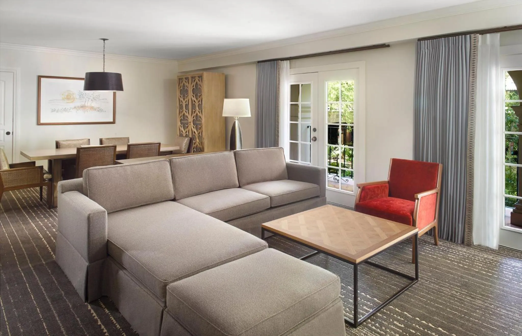 Photo of the whole room in Omni La Mansion del Rio