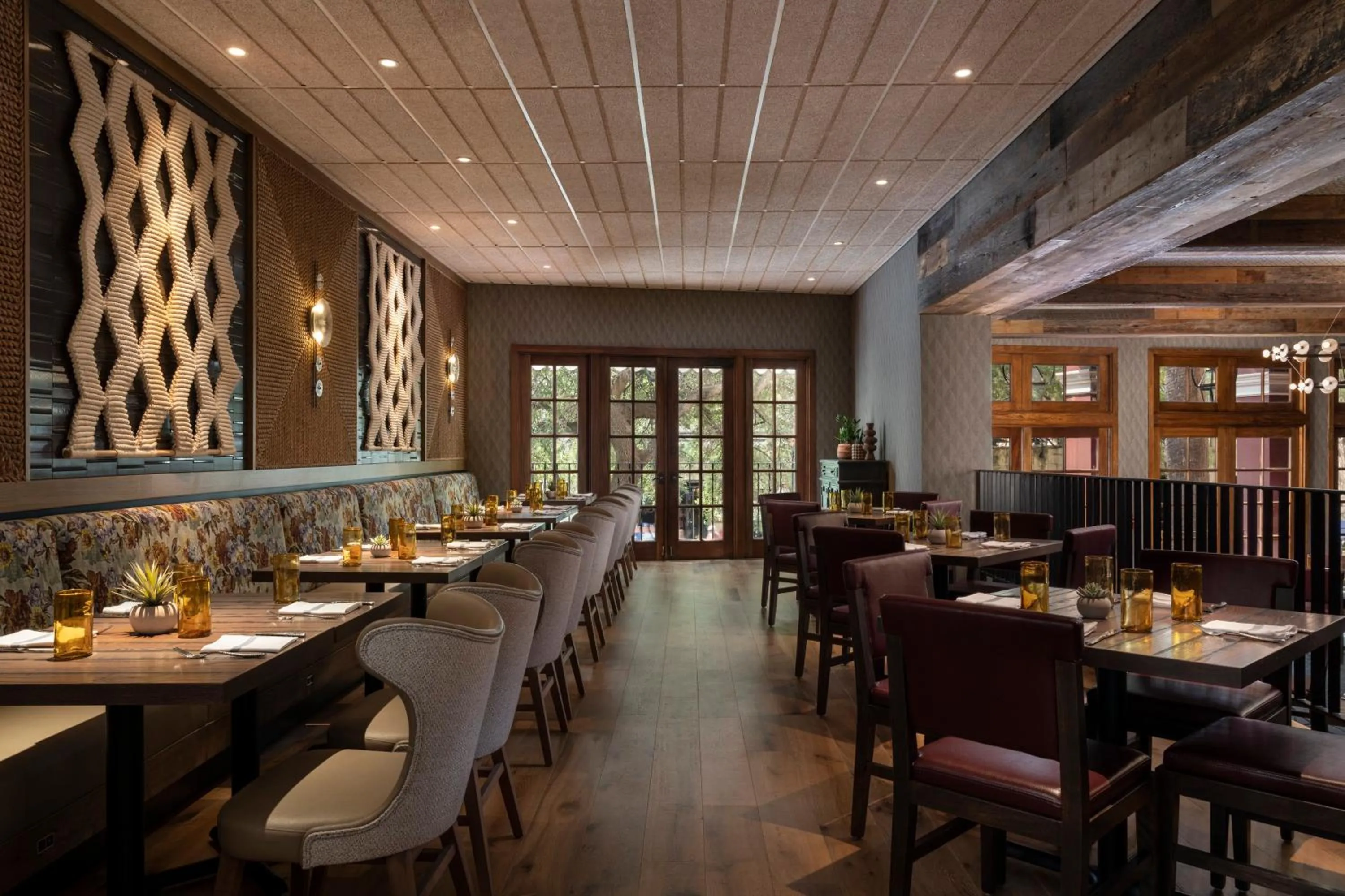 Restaurant/places to eat in Omni La Mansion del Rio