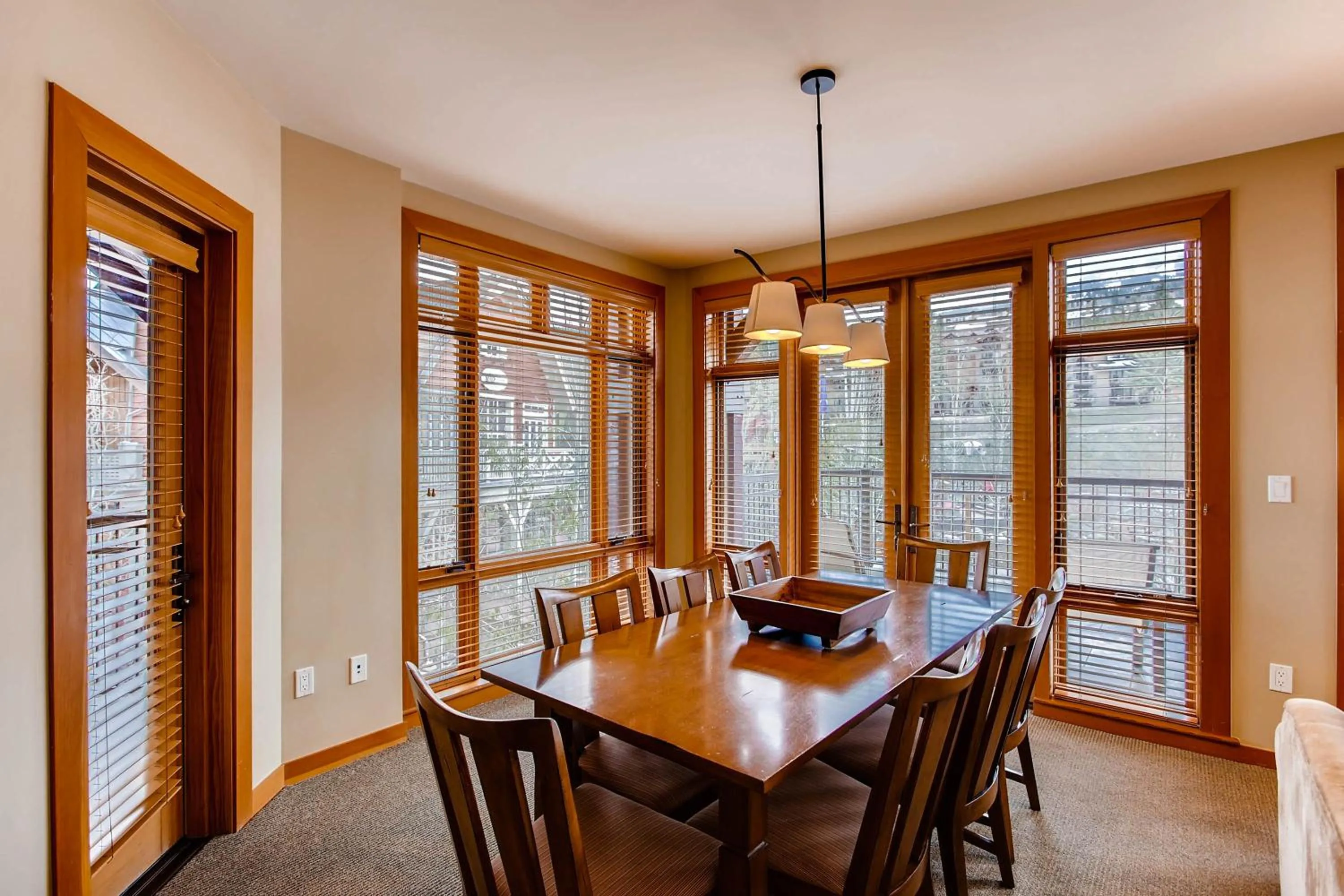 Restaurant/places to eat, Dining Area in Capitol Peak Lodge, a Destination by Hyatt Residence