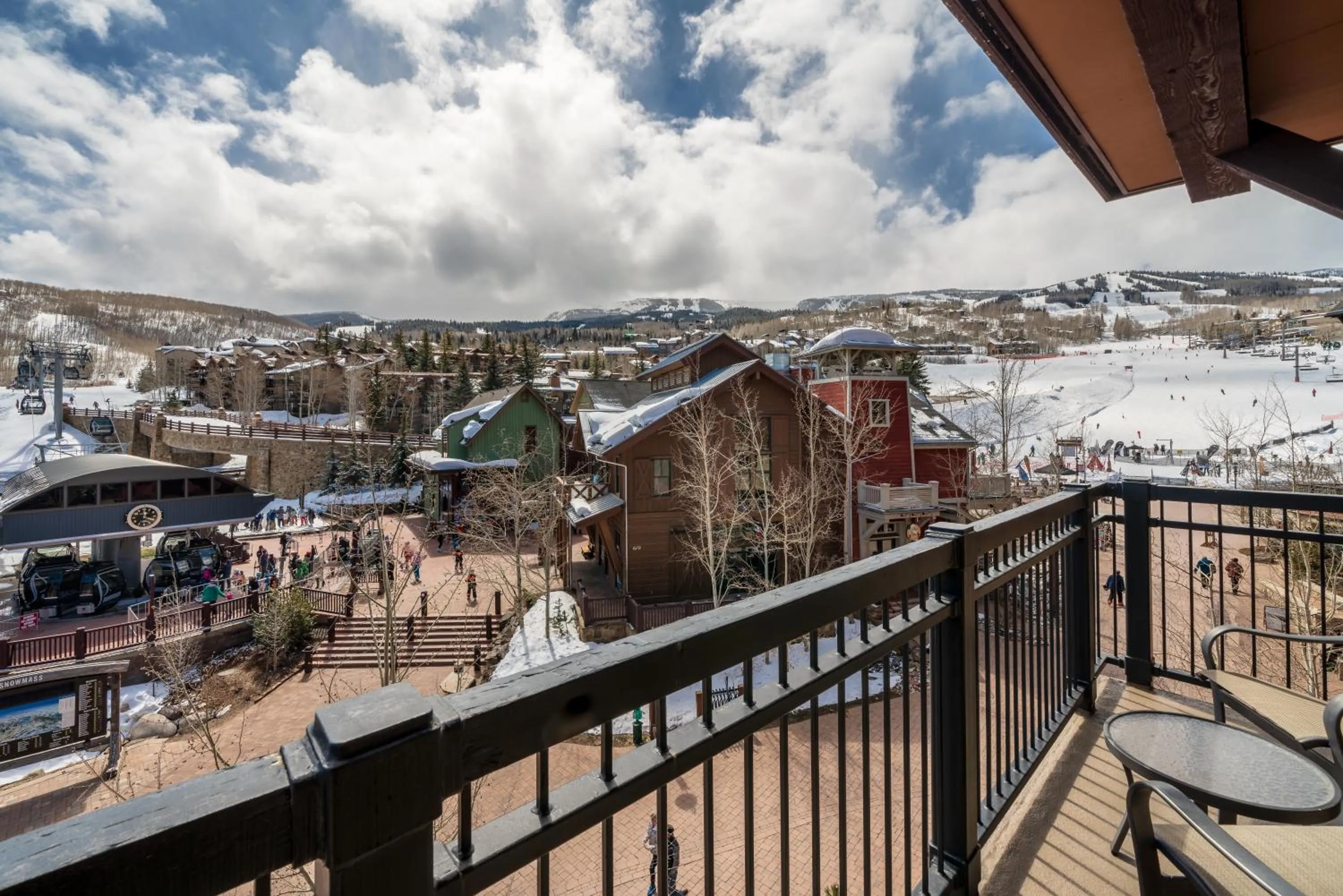Balcony/Terrace in Capitol Peak Lodge, a Destination by Hyatt Residence
