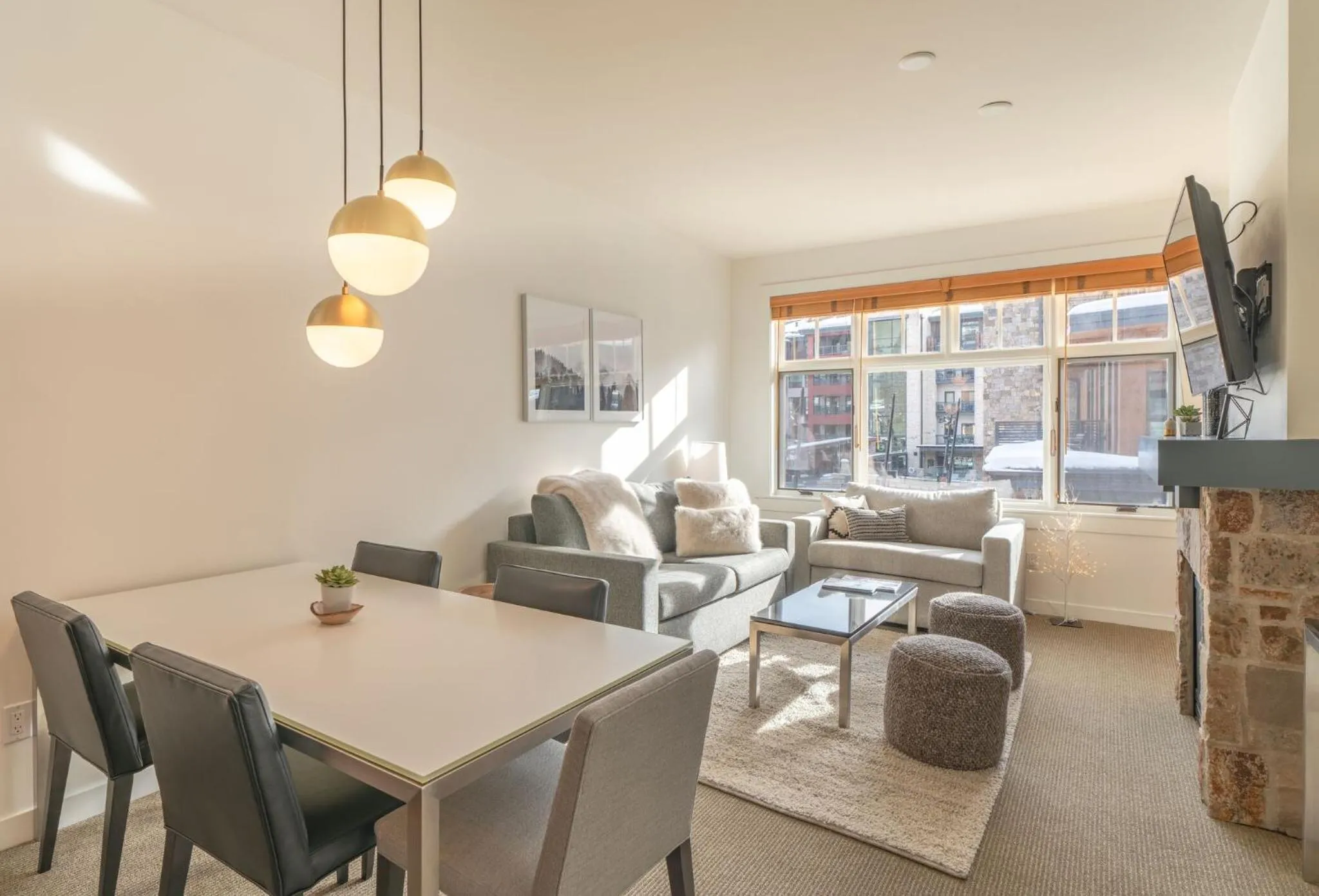 Living room, Seating Area in Capitol Peak Lodge, a Destination by Hyatt Residence
