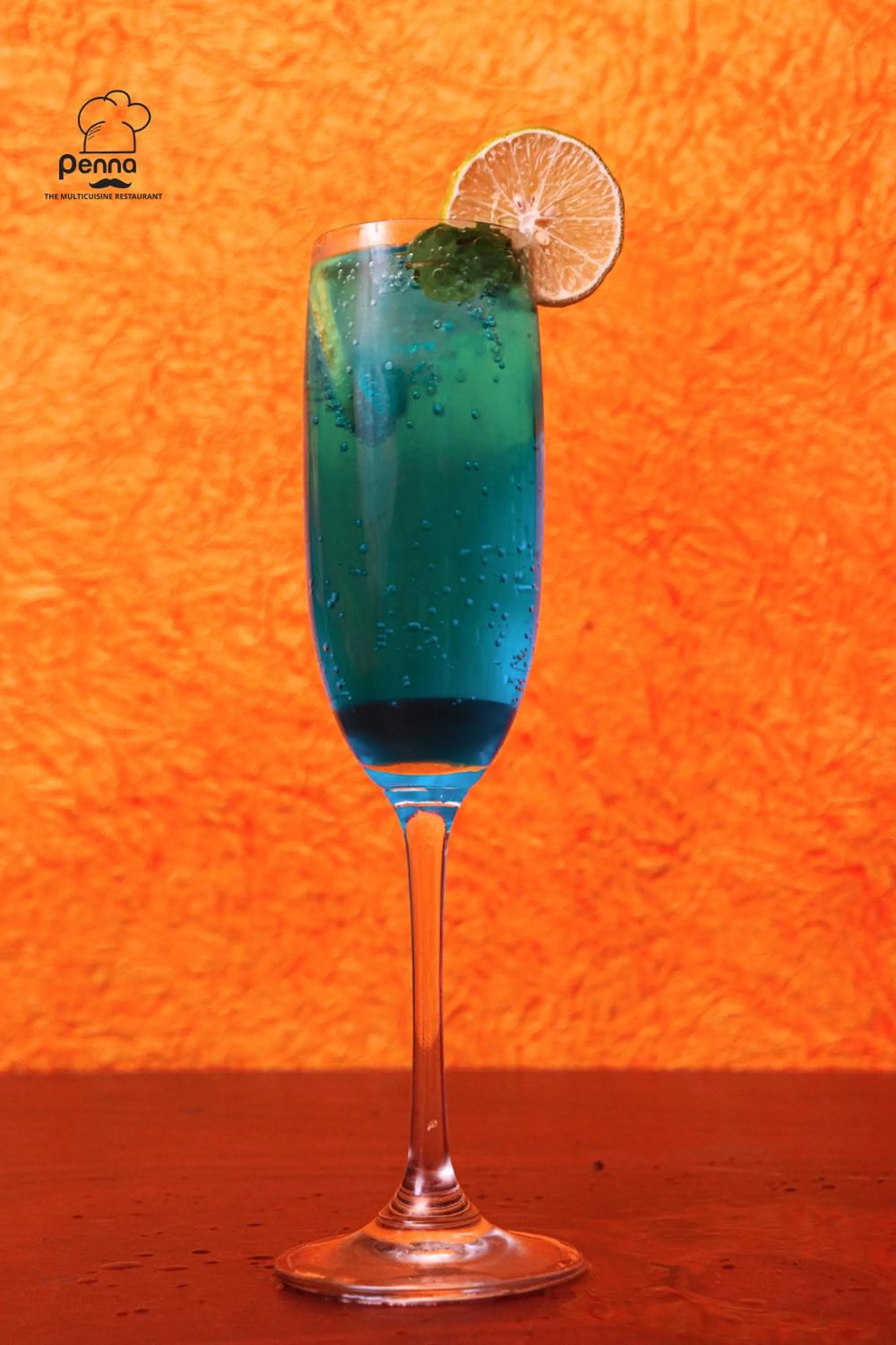 Restaurant/places to eat in Hotel Seasons Inn