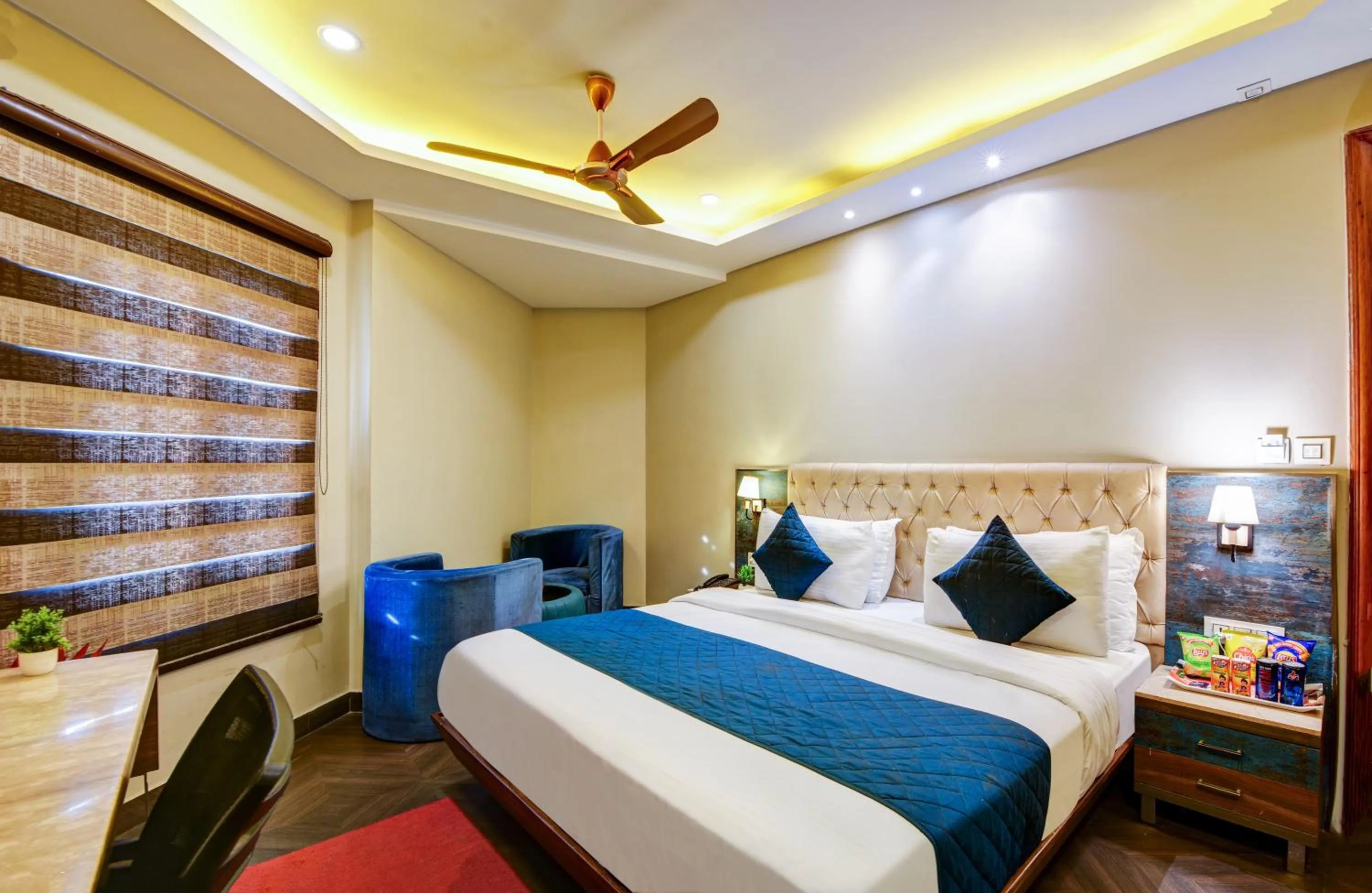 Bedroom, Bed in The IVY Grand Hotel - 5 Minutes from Connaught Place and New Delhi Railway Station With Free Secured Parking