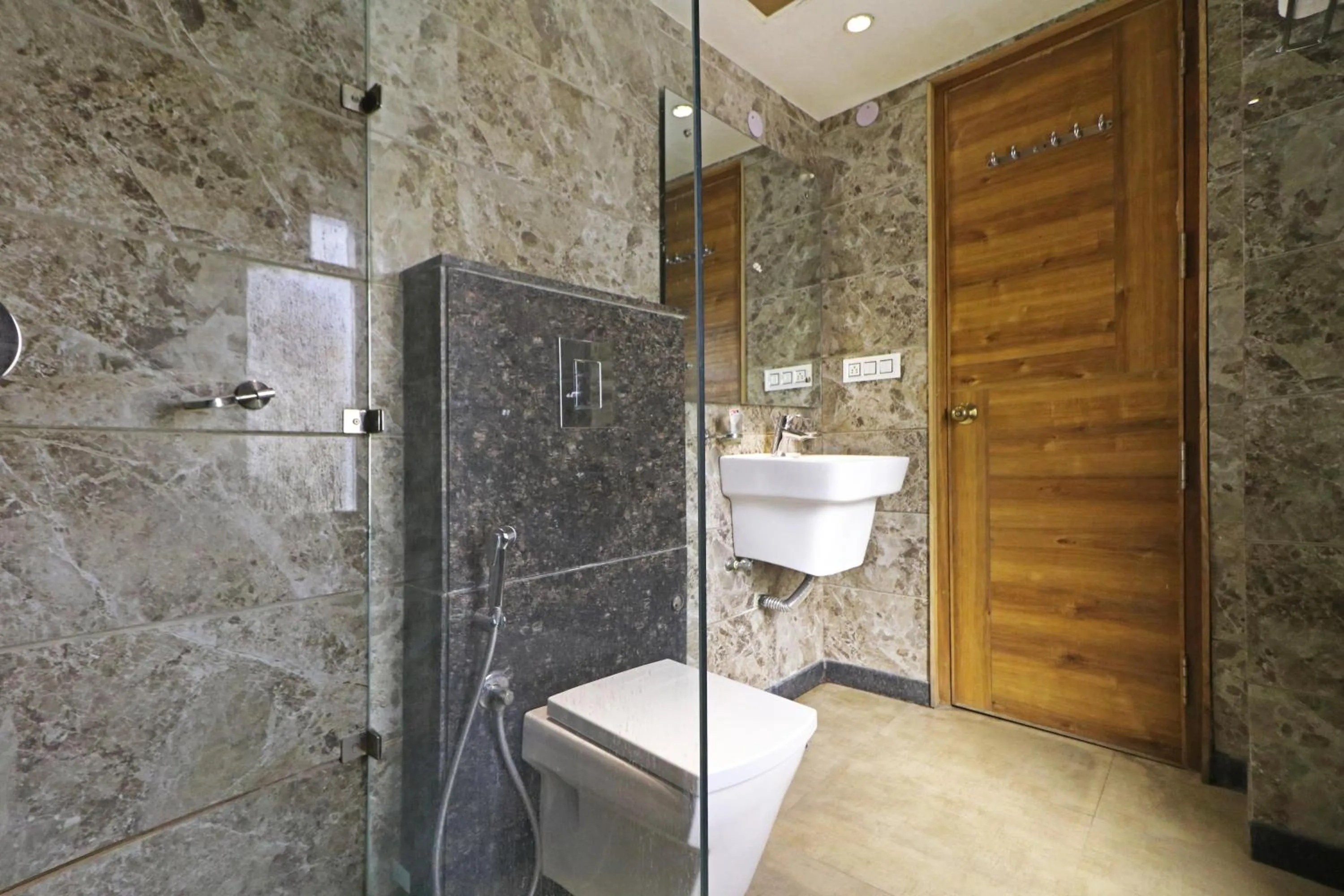 Shower in The IVY Grand Hotel - 5 Minutes from Connaught Place and New Delhi Railway Station With Free Secured Parking