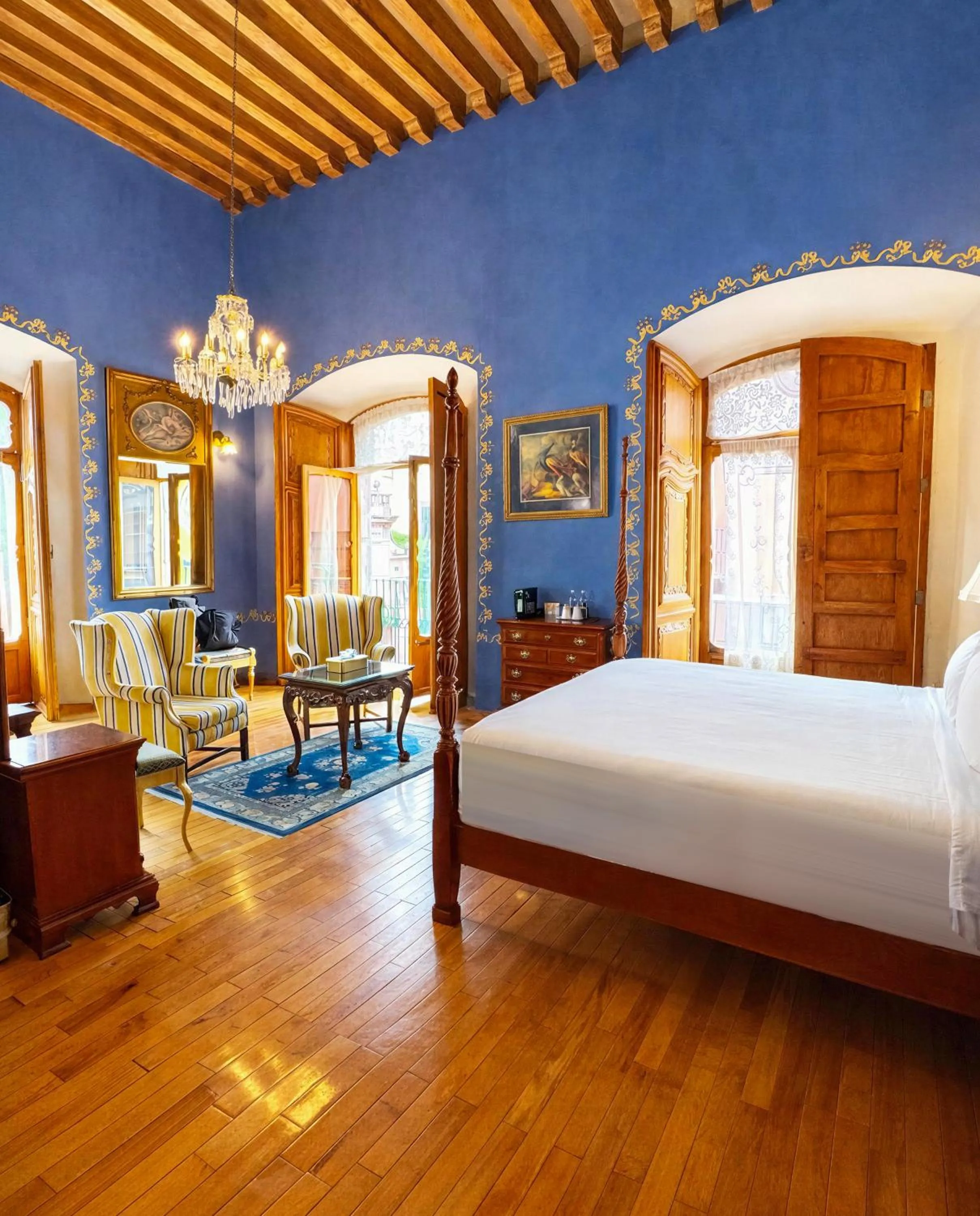 Photo of the whole room, Bed in La Casa de la Marquesa