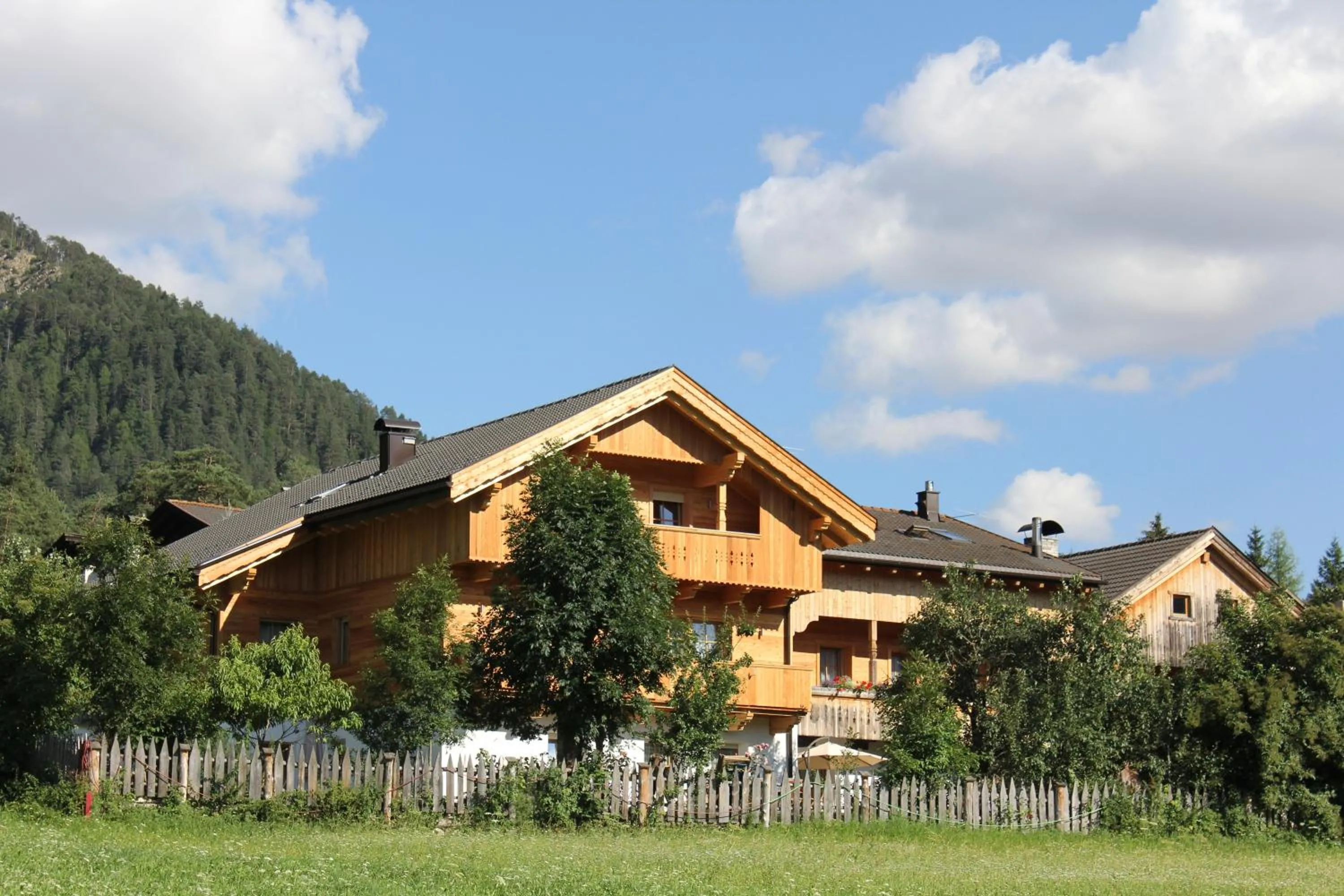 Facade/entrance in B&B Ciasa Brüscia