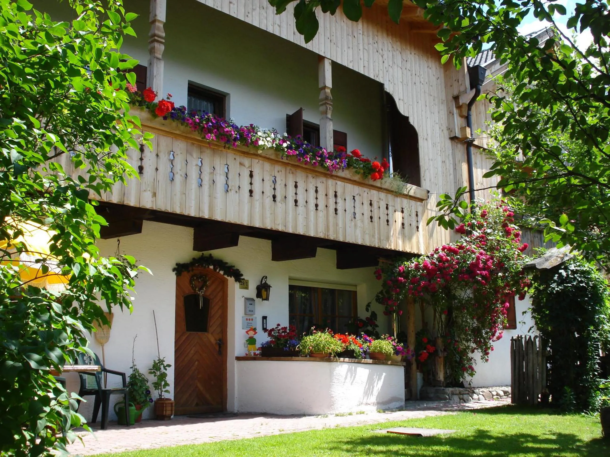 Facade/entrance in B&B Ciasa Brüscia
