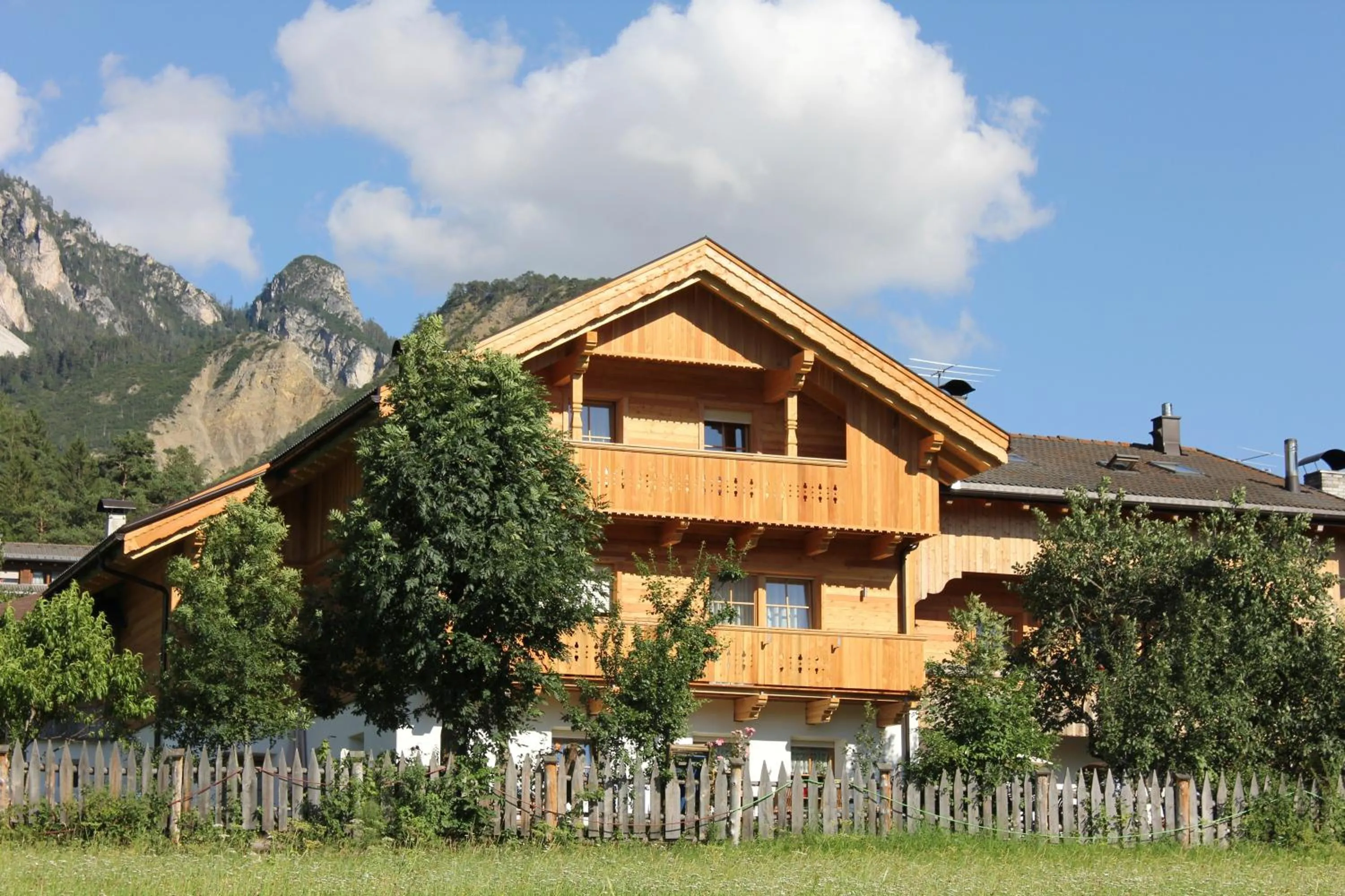 Facade/entrance in B&B Ciasa Brüscia