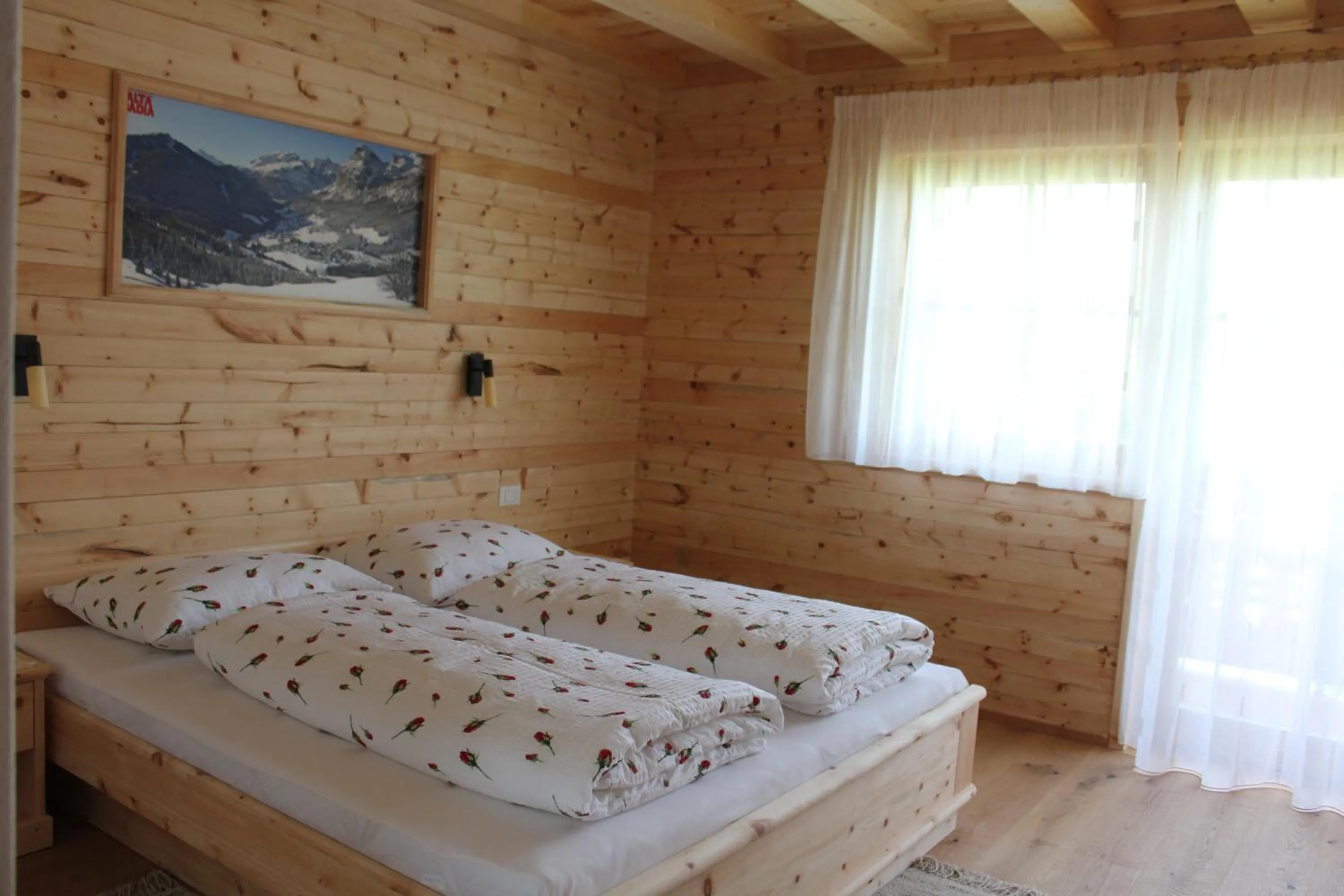 Bedroom, Bed in B&B Ciasa Brüscia