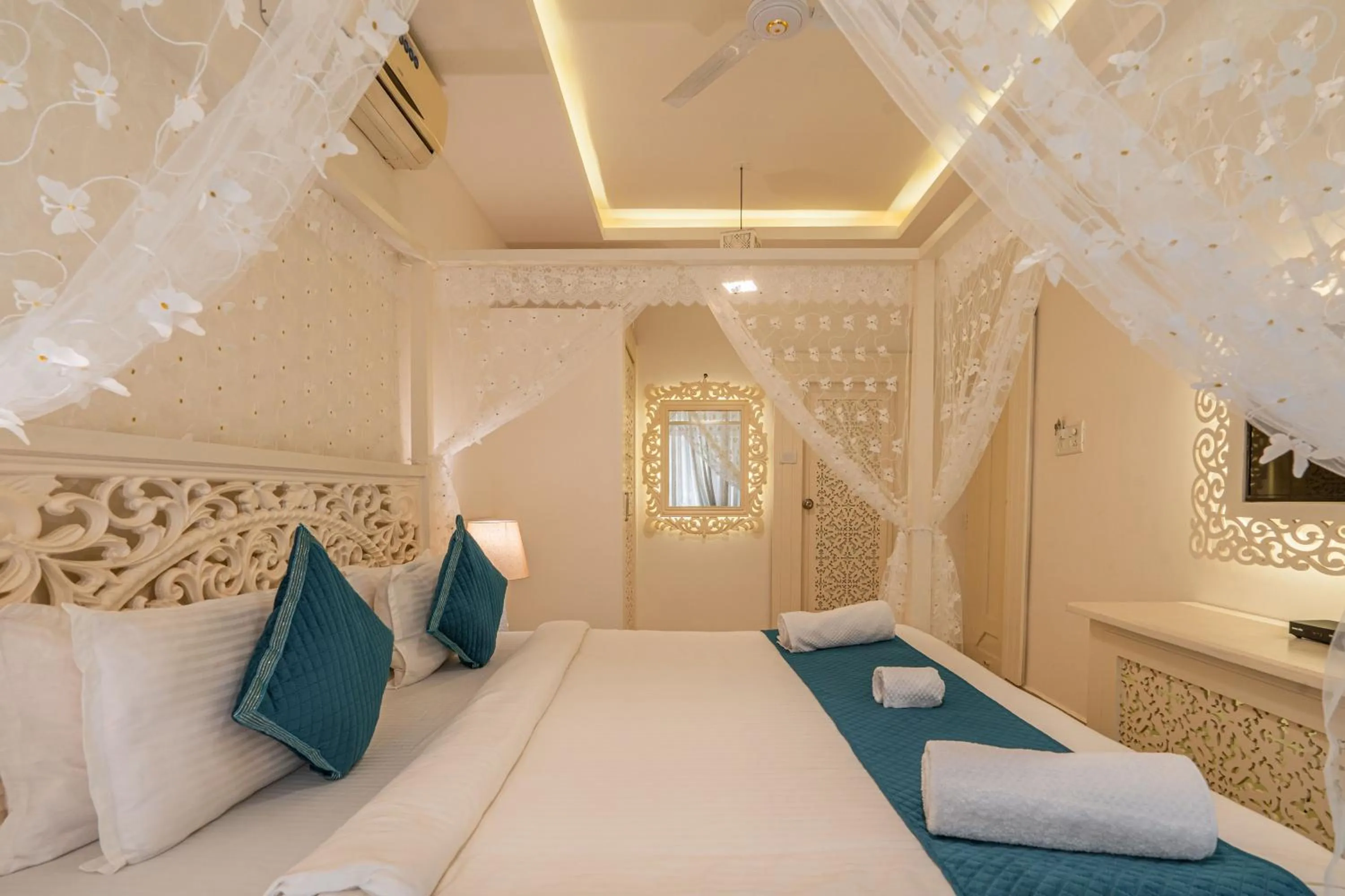 Bedroom in Lillywoods Zac Beach Resort, Calangute