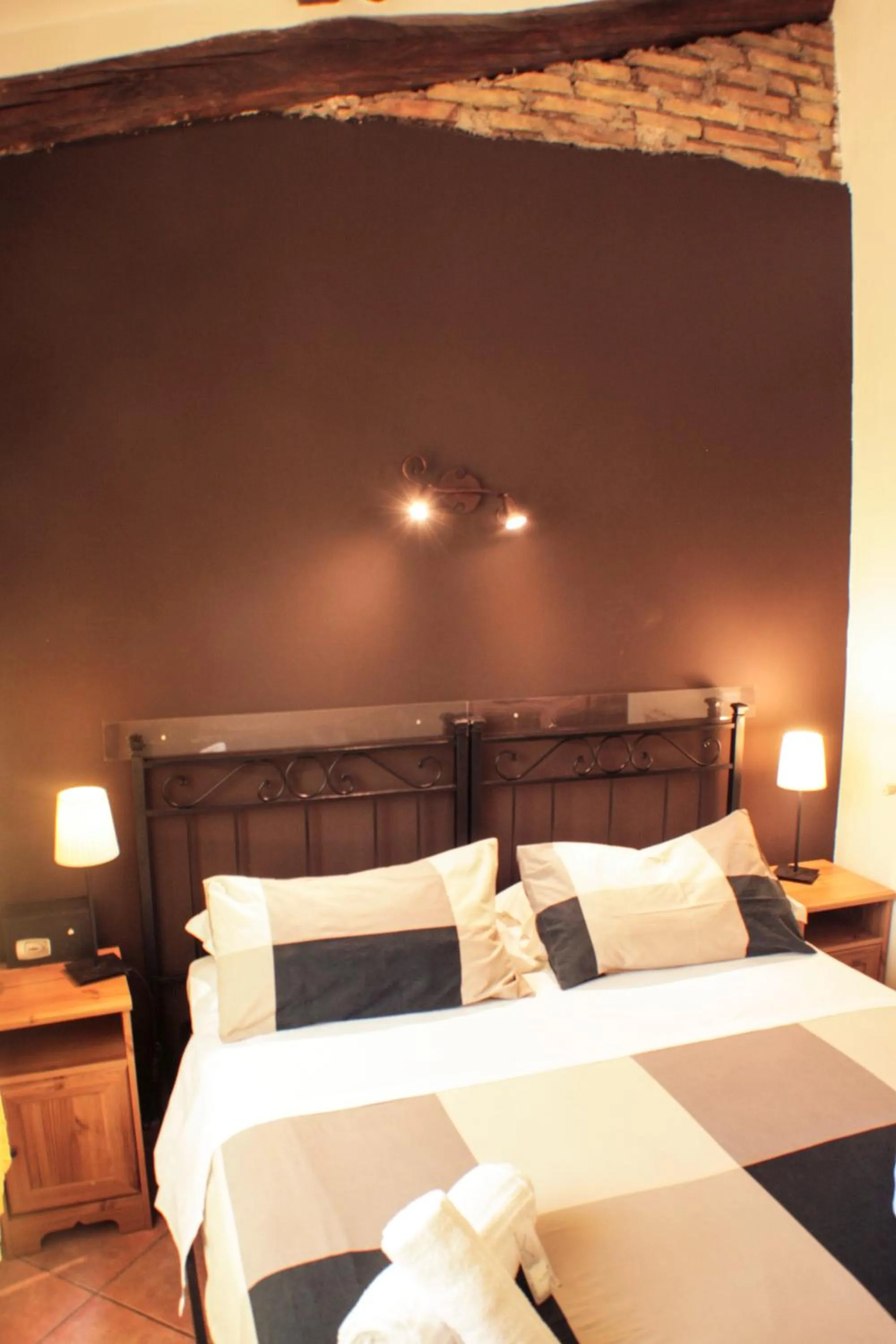 Bed in Sixtythree guesthouse