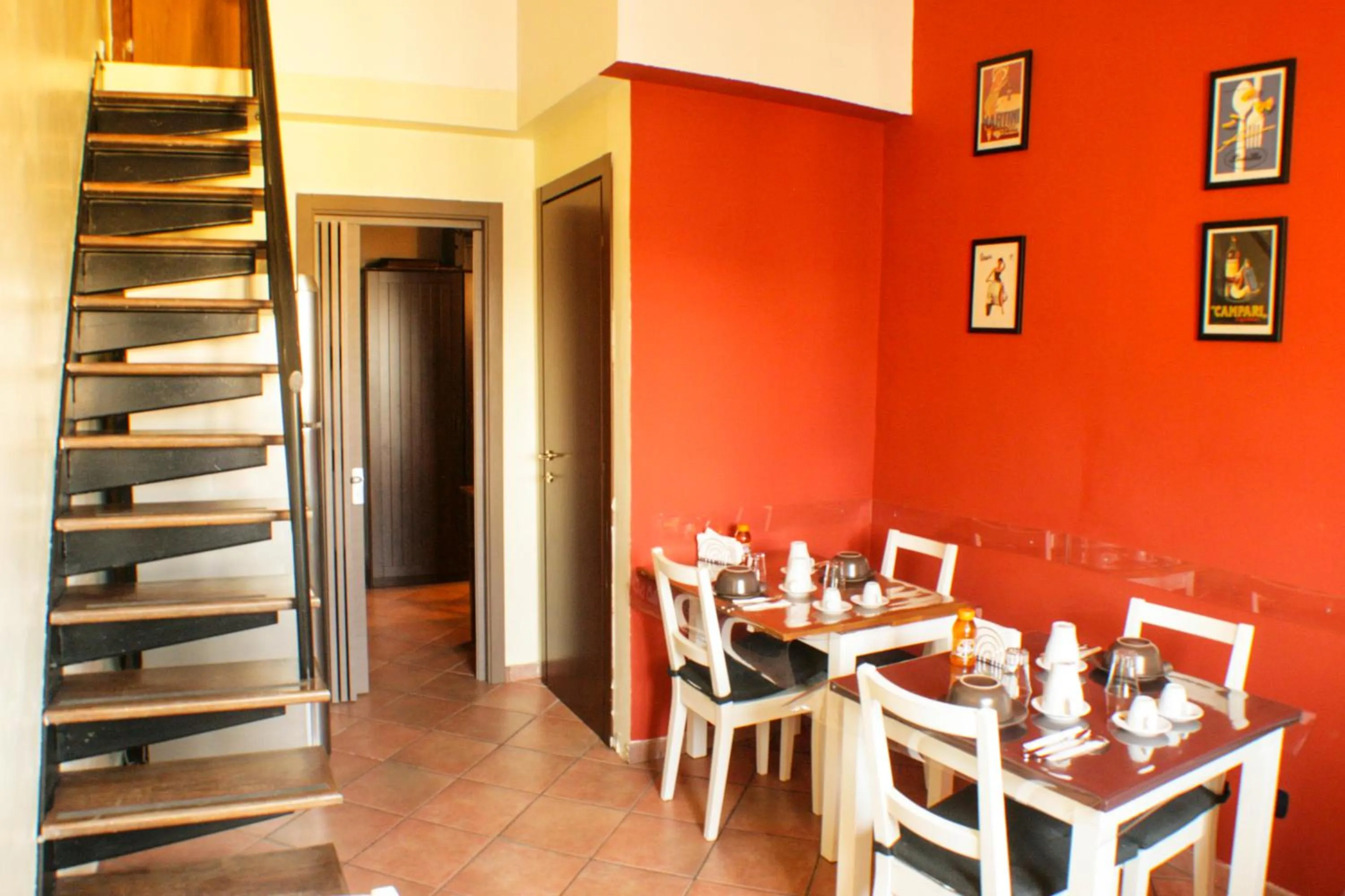 Restaurant/places to eat in Sixtythree guesthouse