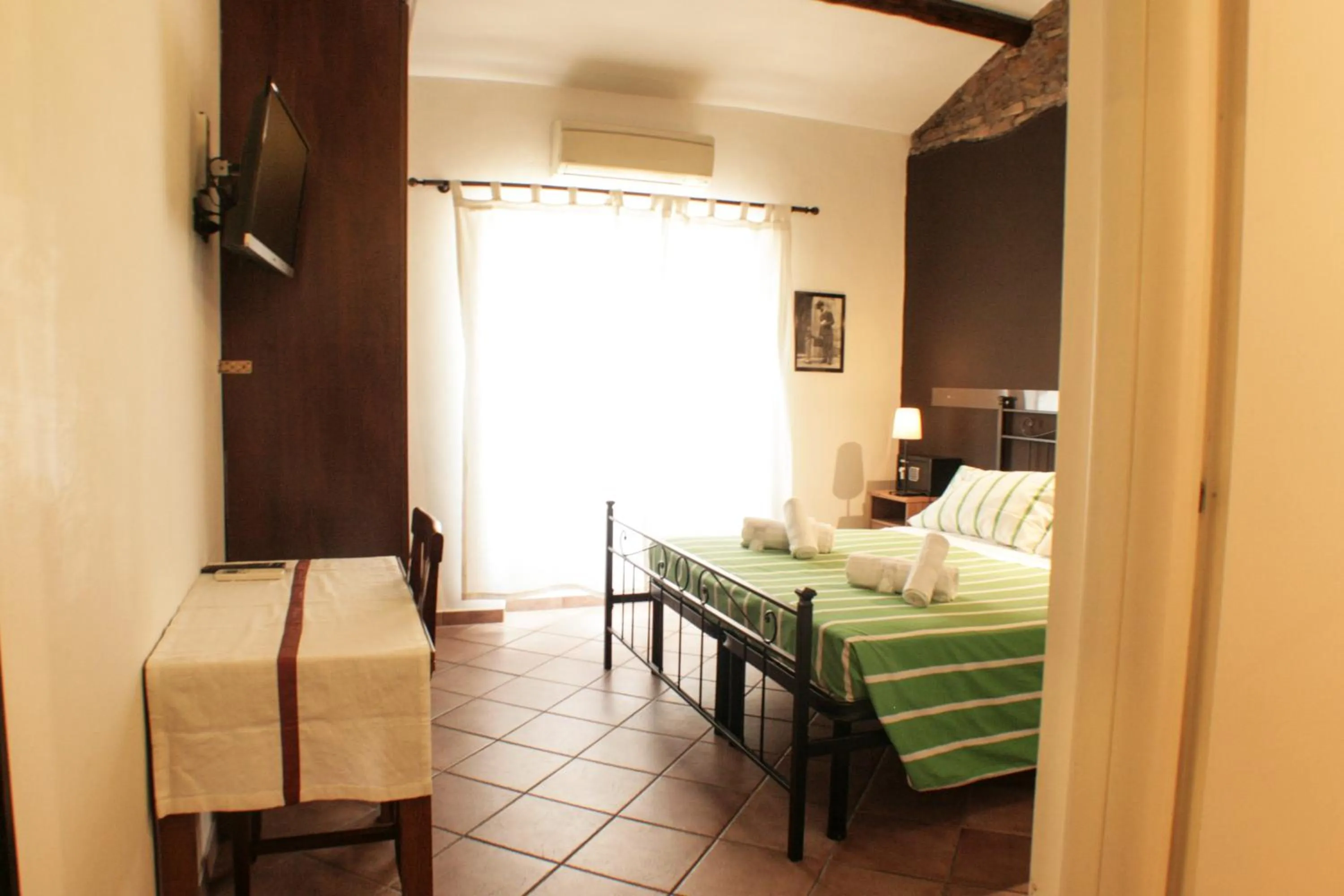 Photo of the whole room, Bed in Sixtythree guesthouse